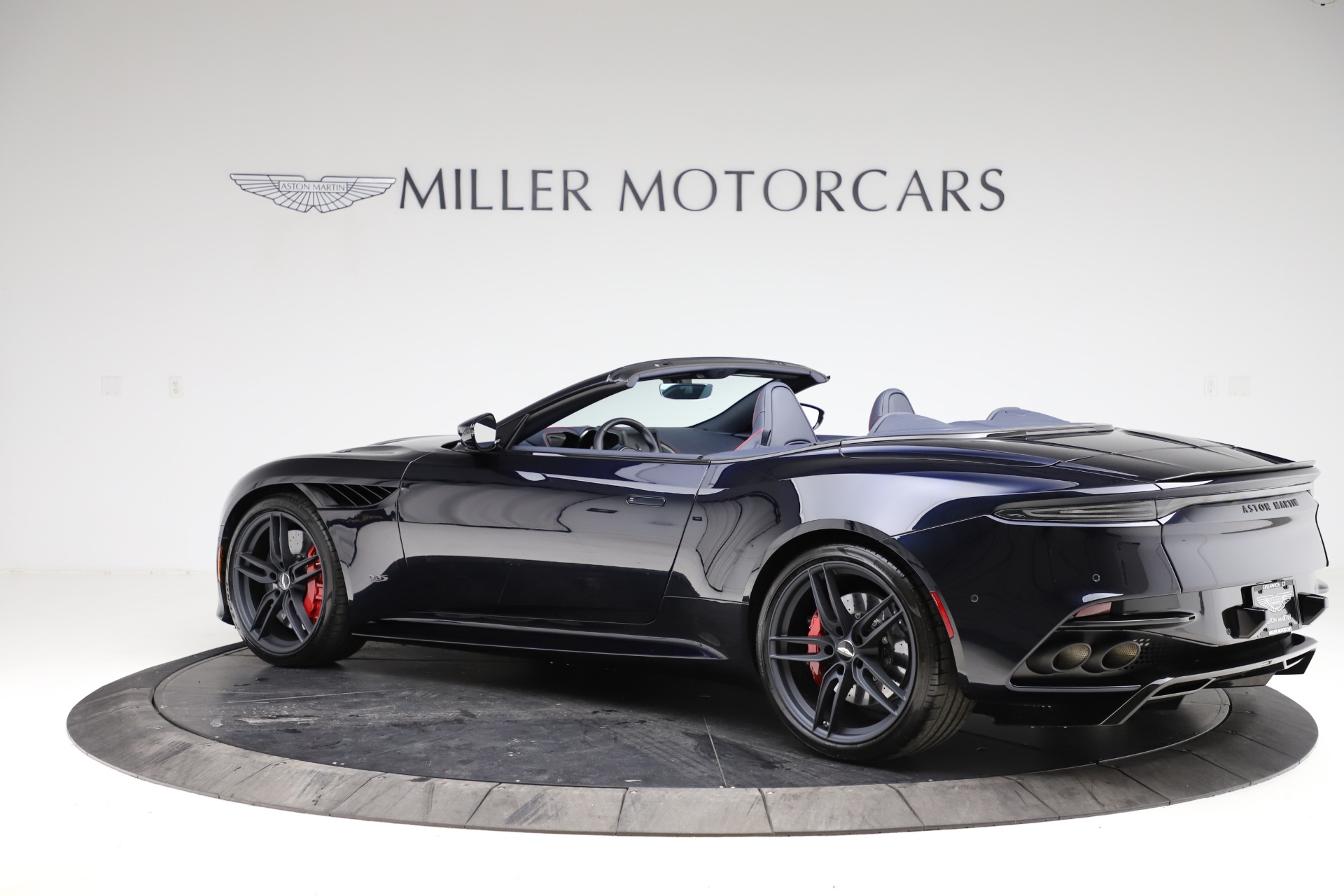 New 2021 Aston Martin DBS Superleggera Volante Convertible | St. Petersburg, FL