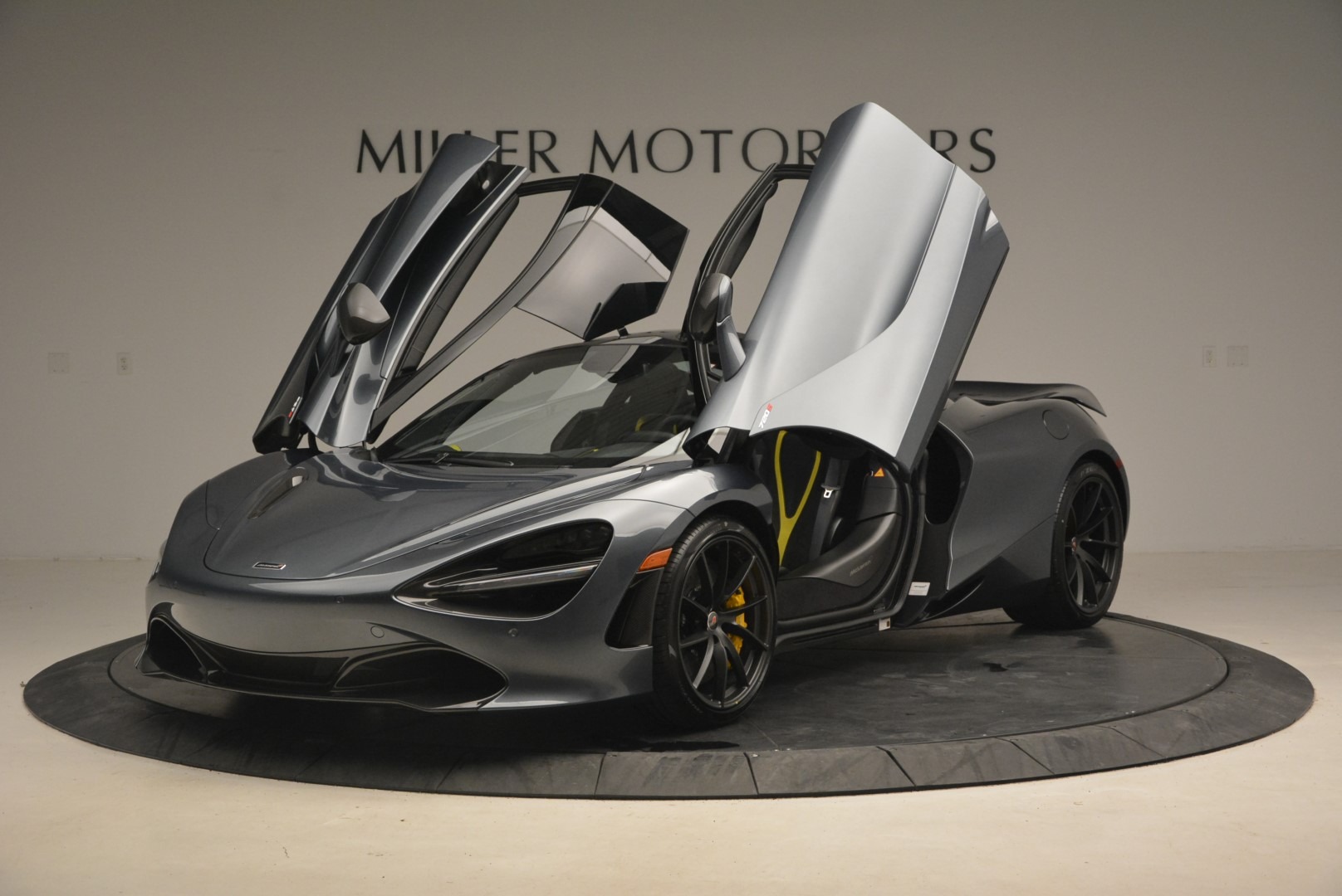 Used 2018 McLaren 720S Performance | St. Petersburg, FL