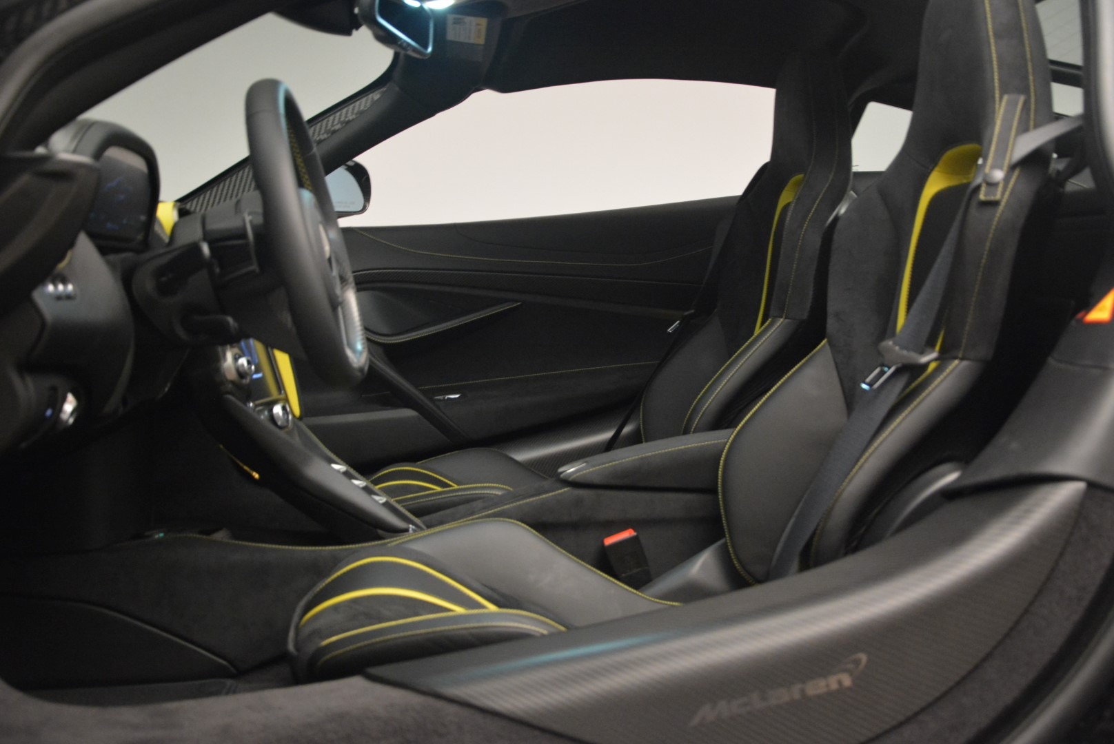 Used 2018 McLaren 720S Performance | St. Petersburg, FL