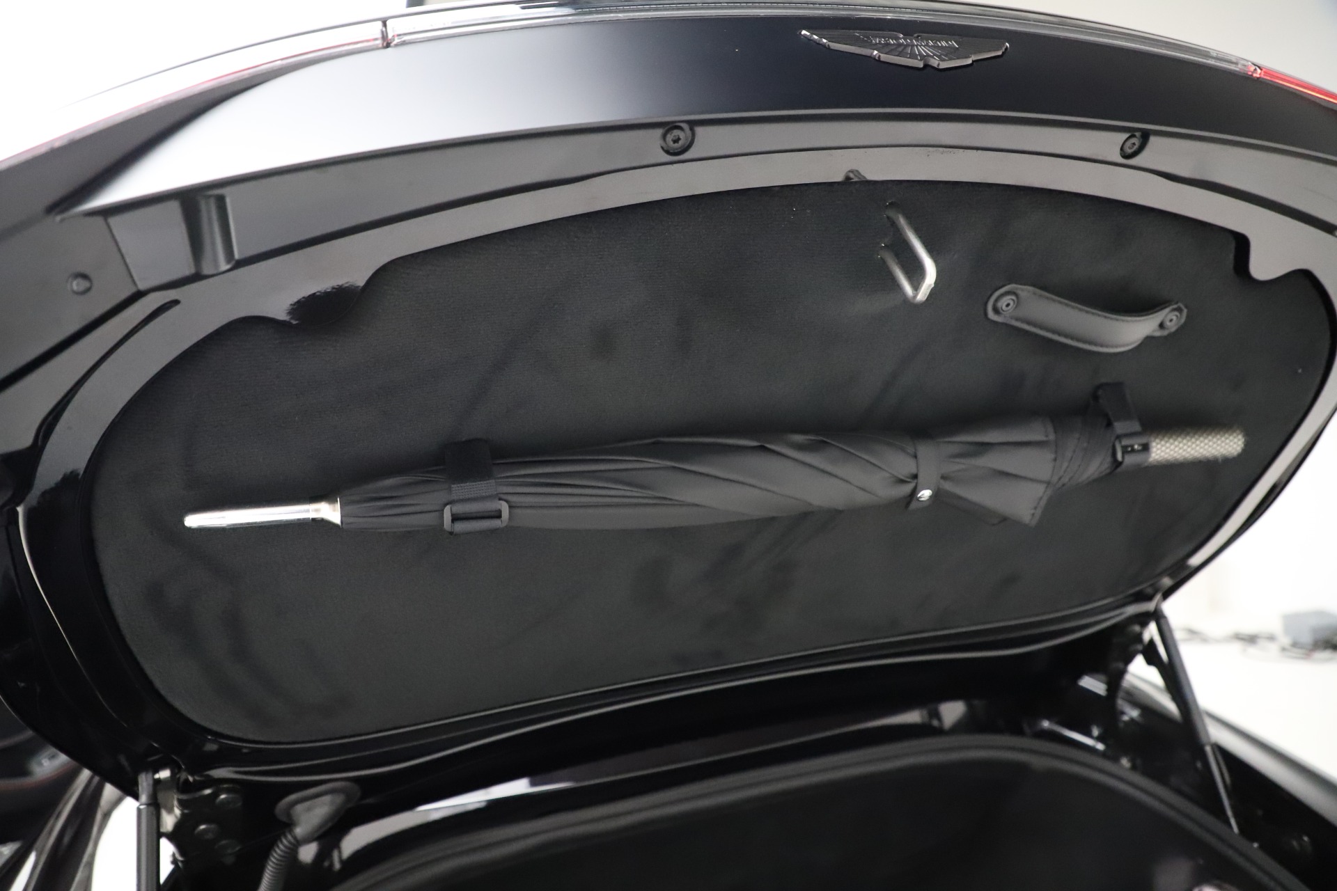 New 2021 Aston Martin Vantage Roadster | St. Petersburg, FL