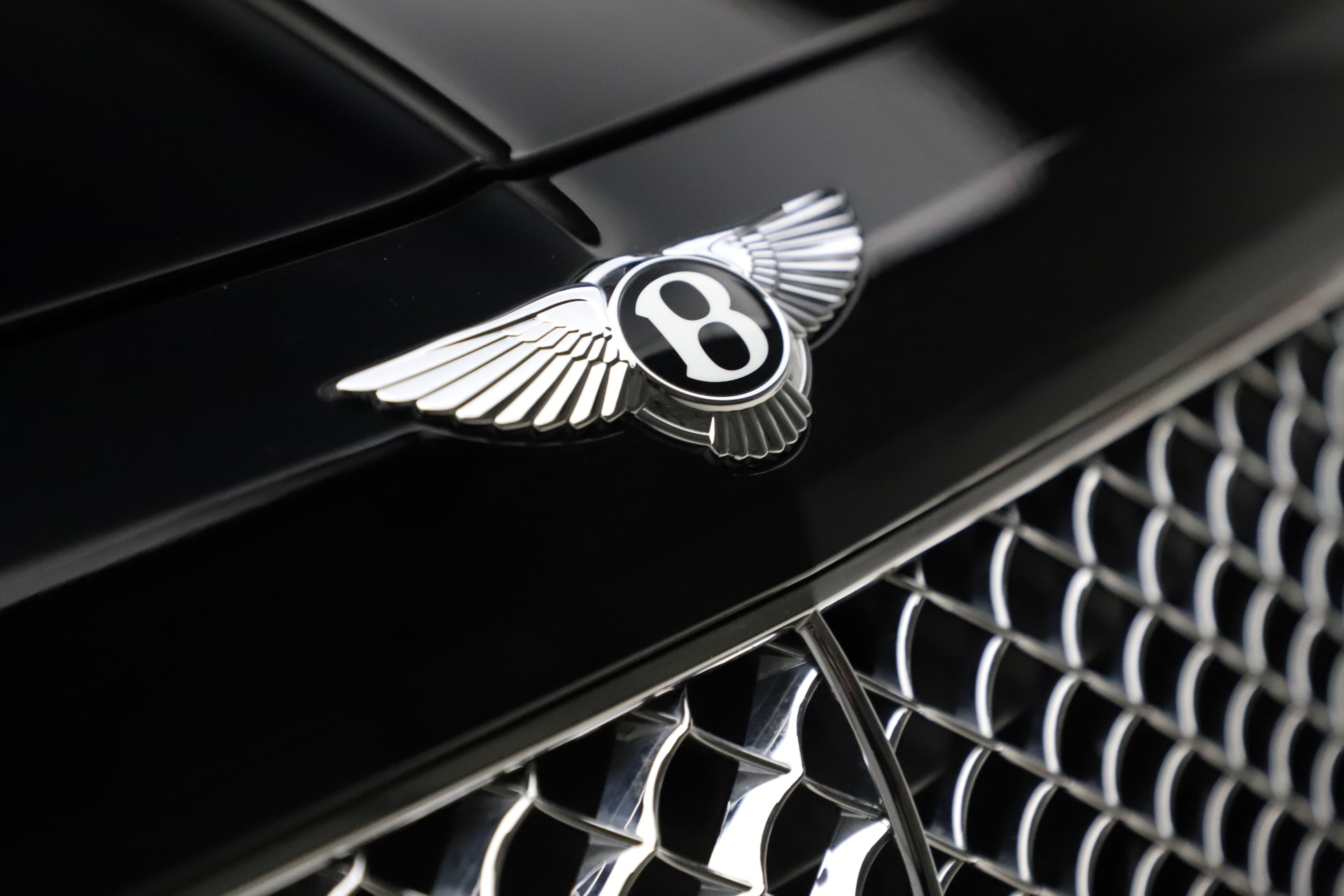 Used 2018 Bentley Bentayga W12 Signature | St. Petersburg, FL