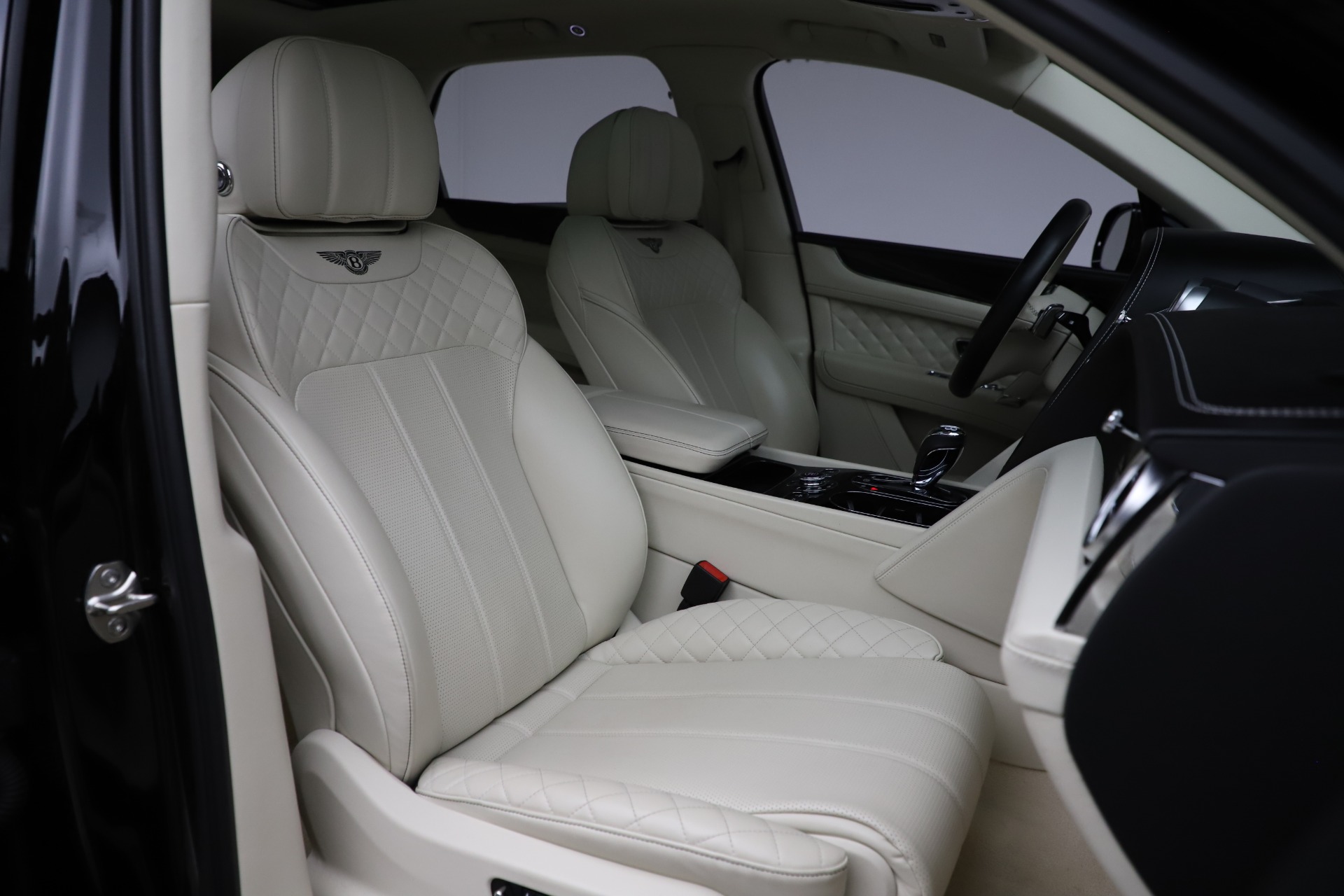 Used 2018 Bentley Bentayga W12 Signature | St. Petersburg, FL