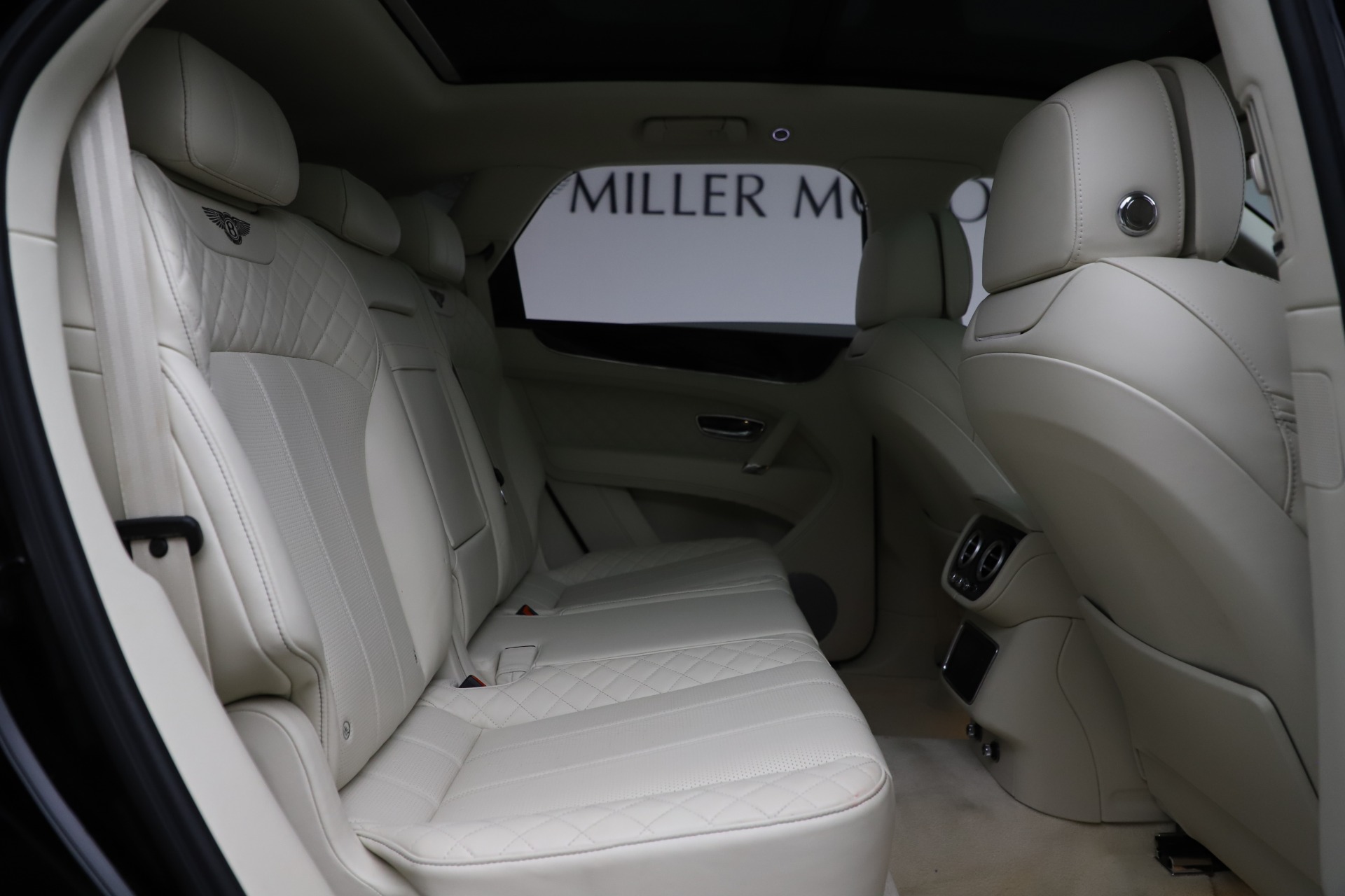 Used 2018 Bentley Bentayga W12 Signature | St. Petersburg, FL