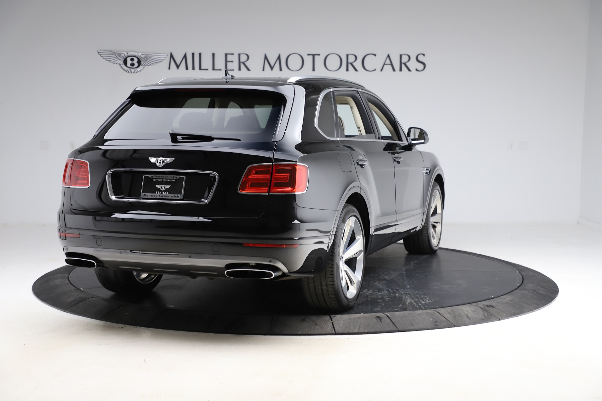 Used 2018 Bentley Bentayga W12 Signature | St. Petersburg, FL