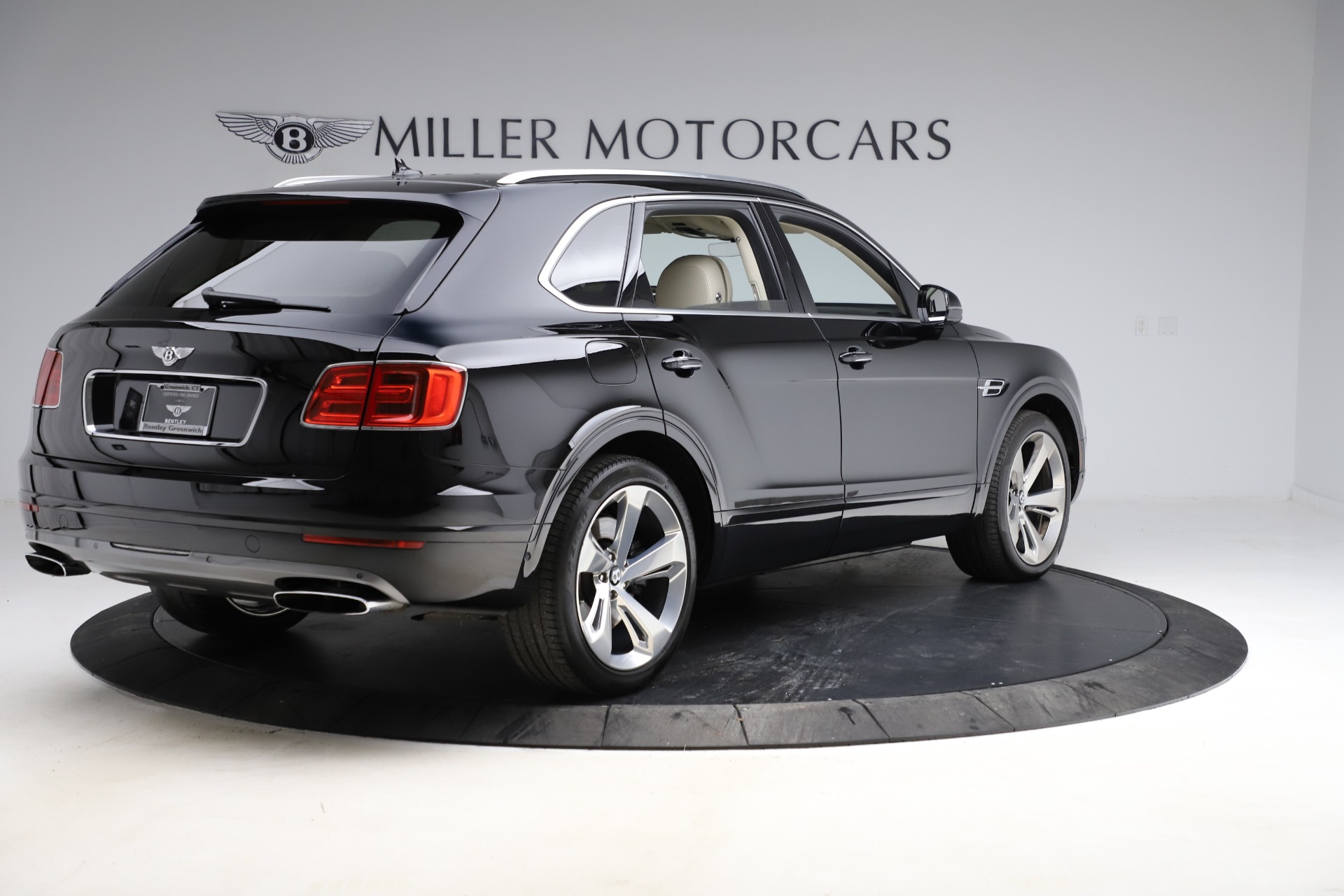 Used 2018 Bentley Bentayga W12 Signature | St. Petersburg, FL