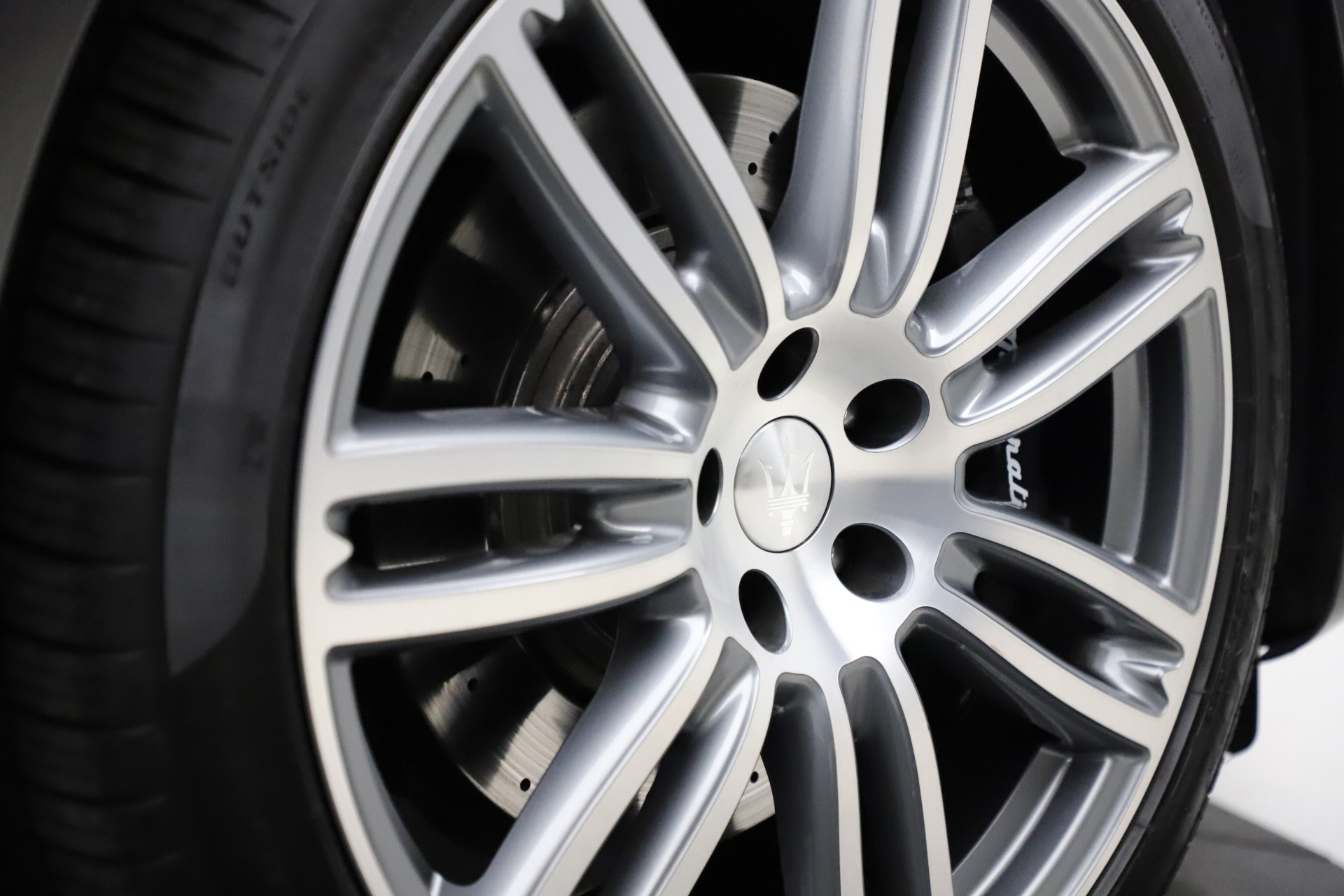 Used 2018 Maserati Ghibli SQ4 GranLusso | St. Petersburg, FL