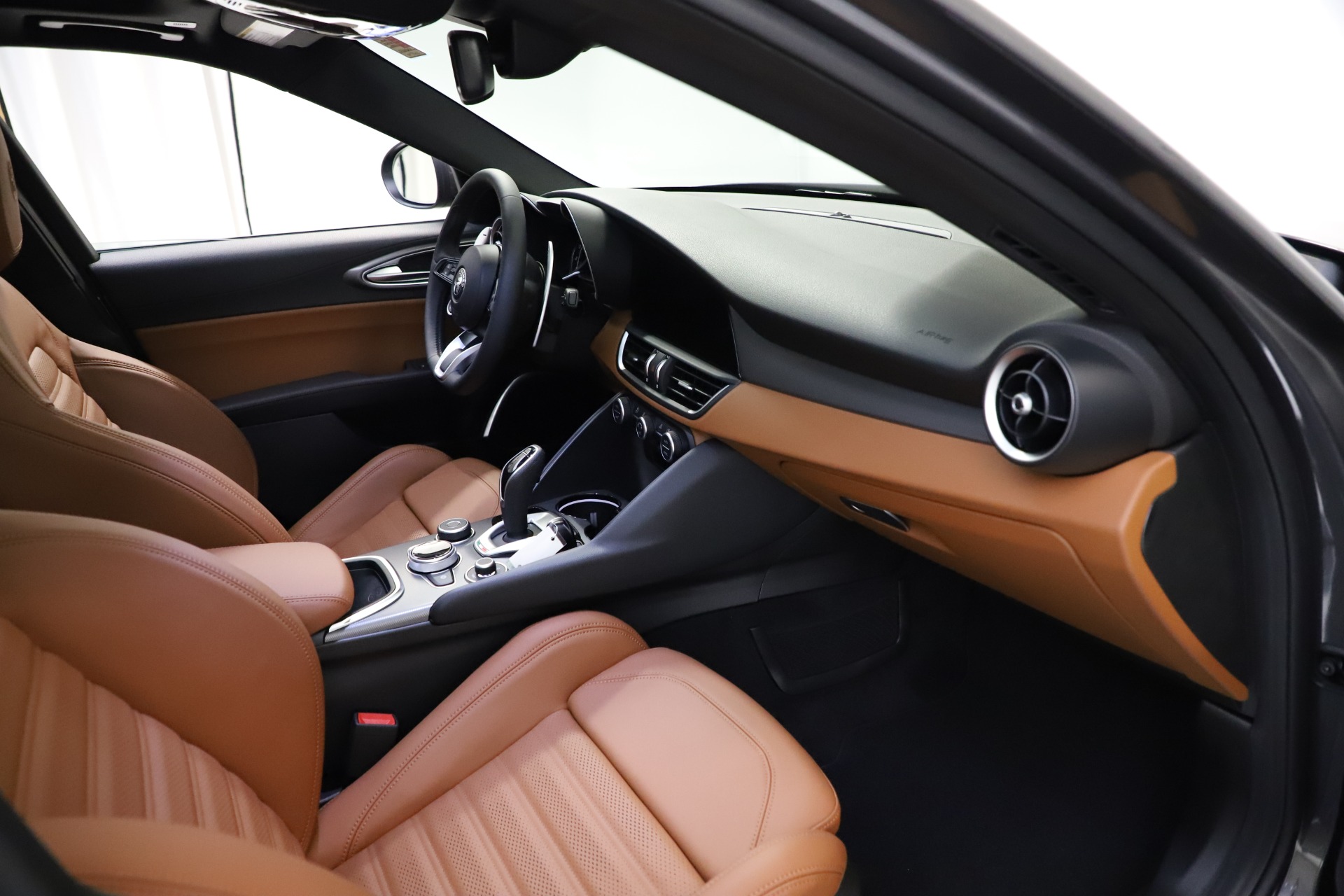 New 2021 Alfa Romeo Giulia Ti Sport Q4 | St. Petersburg, FL