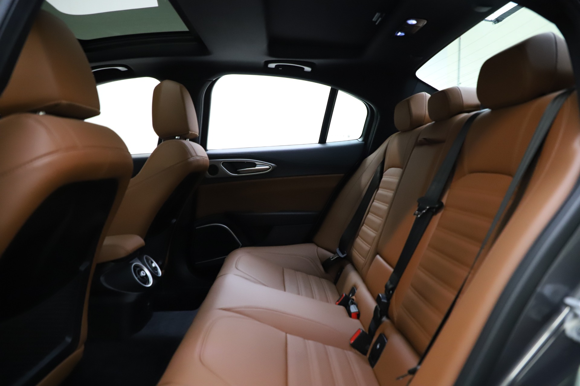 New 2021 Alfa Romeo Giulia Ti Sport Q4 | St. Petersburg, FL