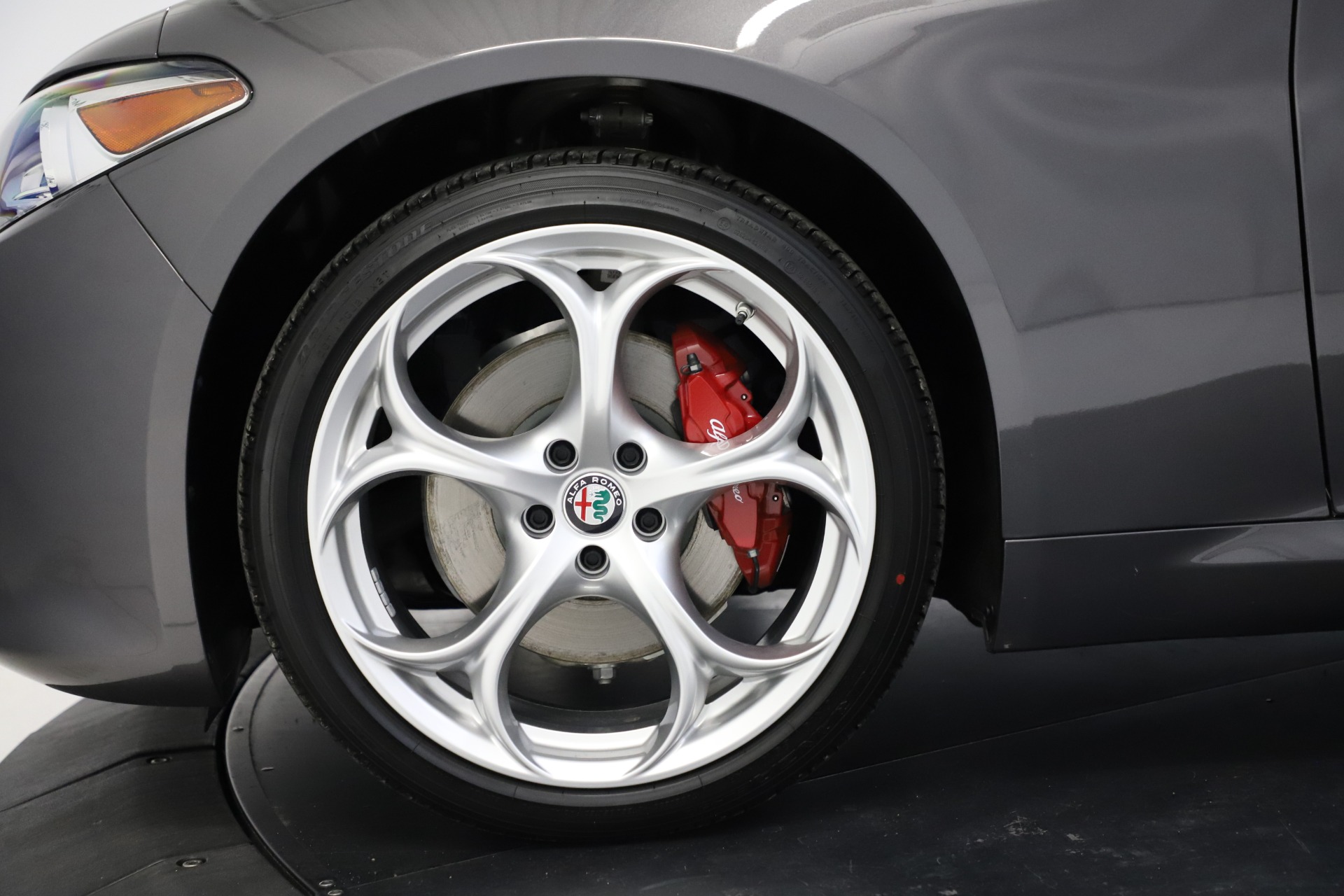 New 2021 Alfa Romeo Giulia Ti Sport Q4 | St. Petersburg, FL