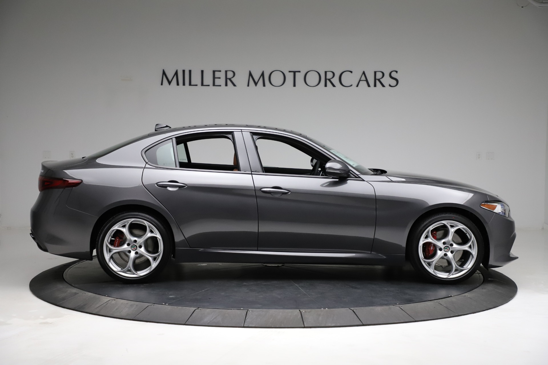 New 2021 Alfa Romeo Giulia Ti Sport Q4 | St. Petersburg, FL