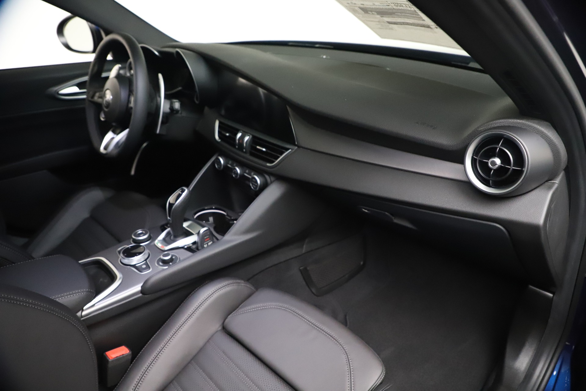 New 2021 Alfa Romeo Giulia Ti Sport Q4 | St. Petersburg, FL