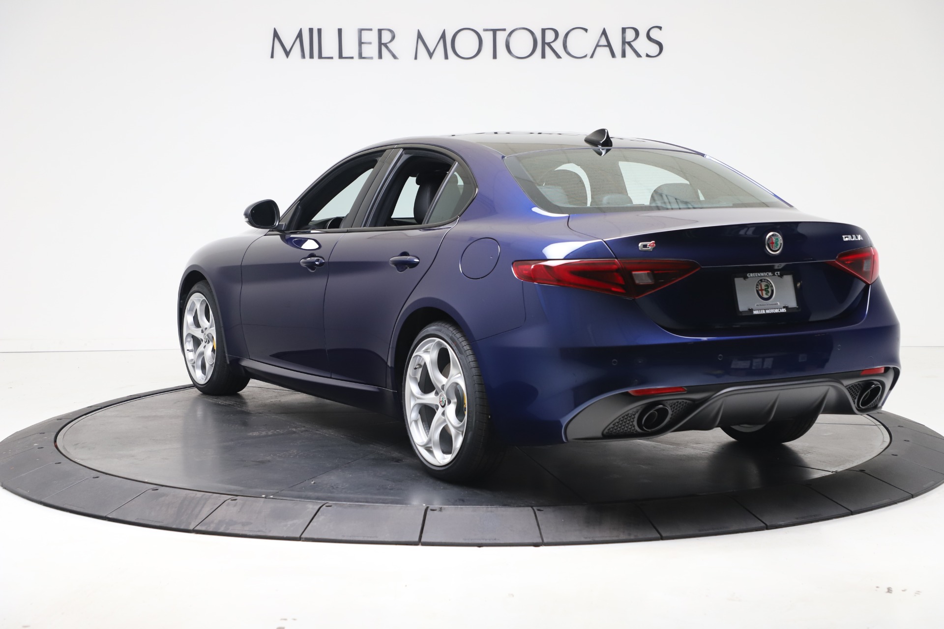 New 2021 Alfa Romeo Giulia Ti Sport Q4 | St. Petersburg, FL