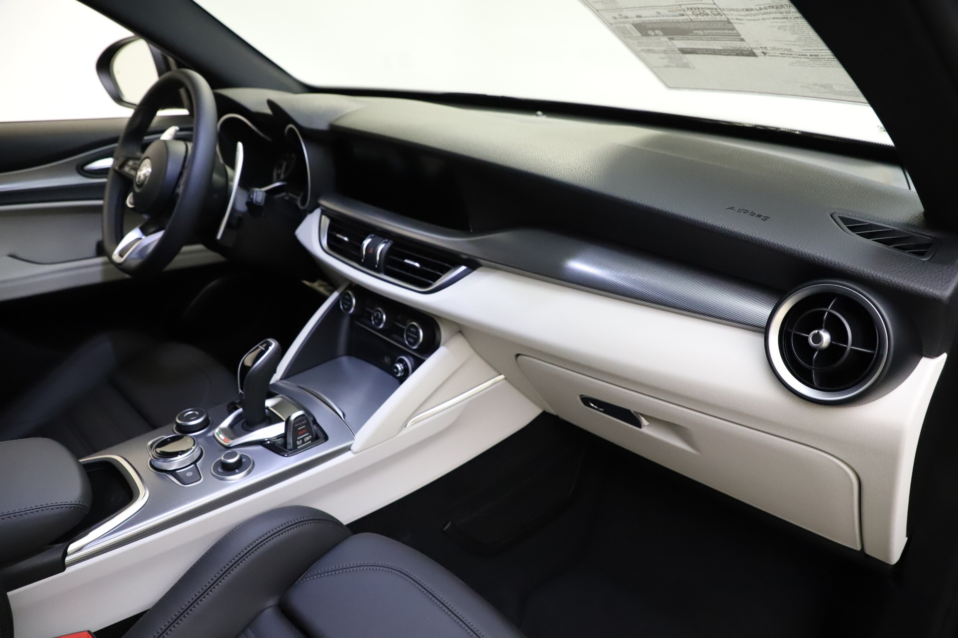 New 2021 Alfa Romeo Stelvio Ti Sport Q4 | St. Petersburg, FL