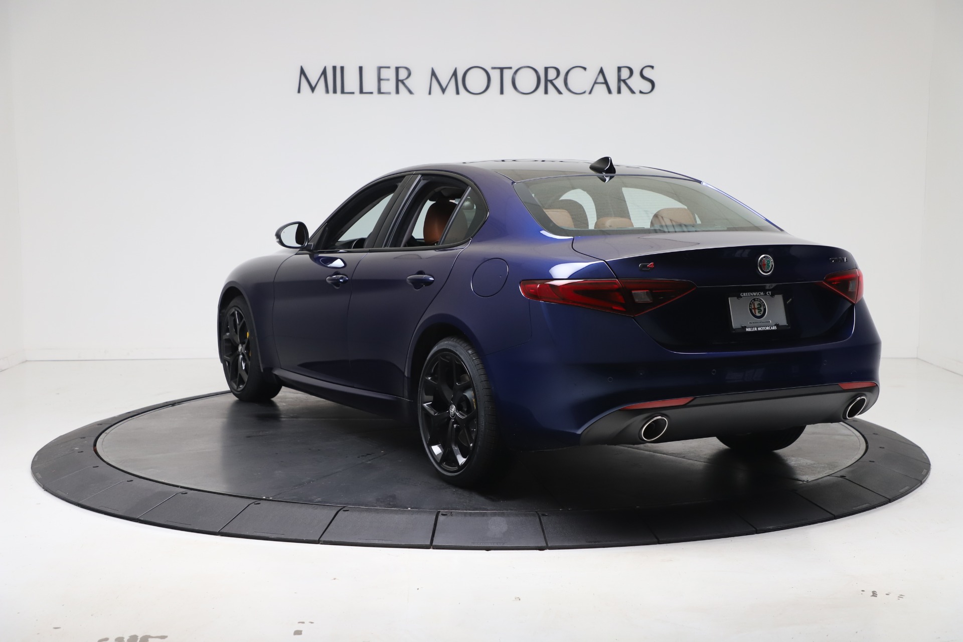 New 2021 Alfa Romeo Giulia Ti Q4 | St. Petersburg, FL