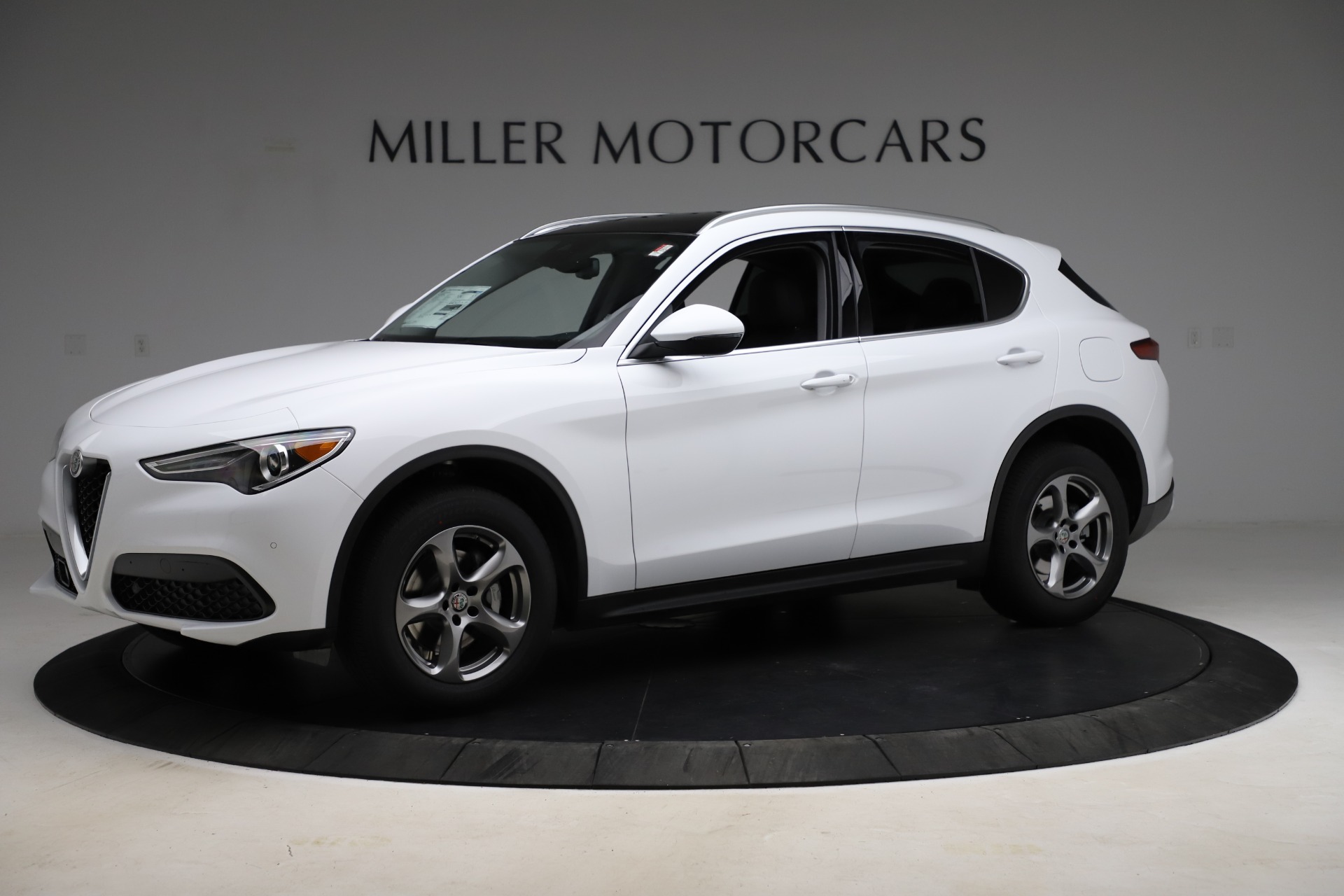 New 2021 Alfa Romeo Stelvio Q4 | St. Petersburg, FL