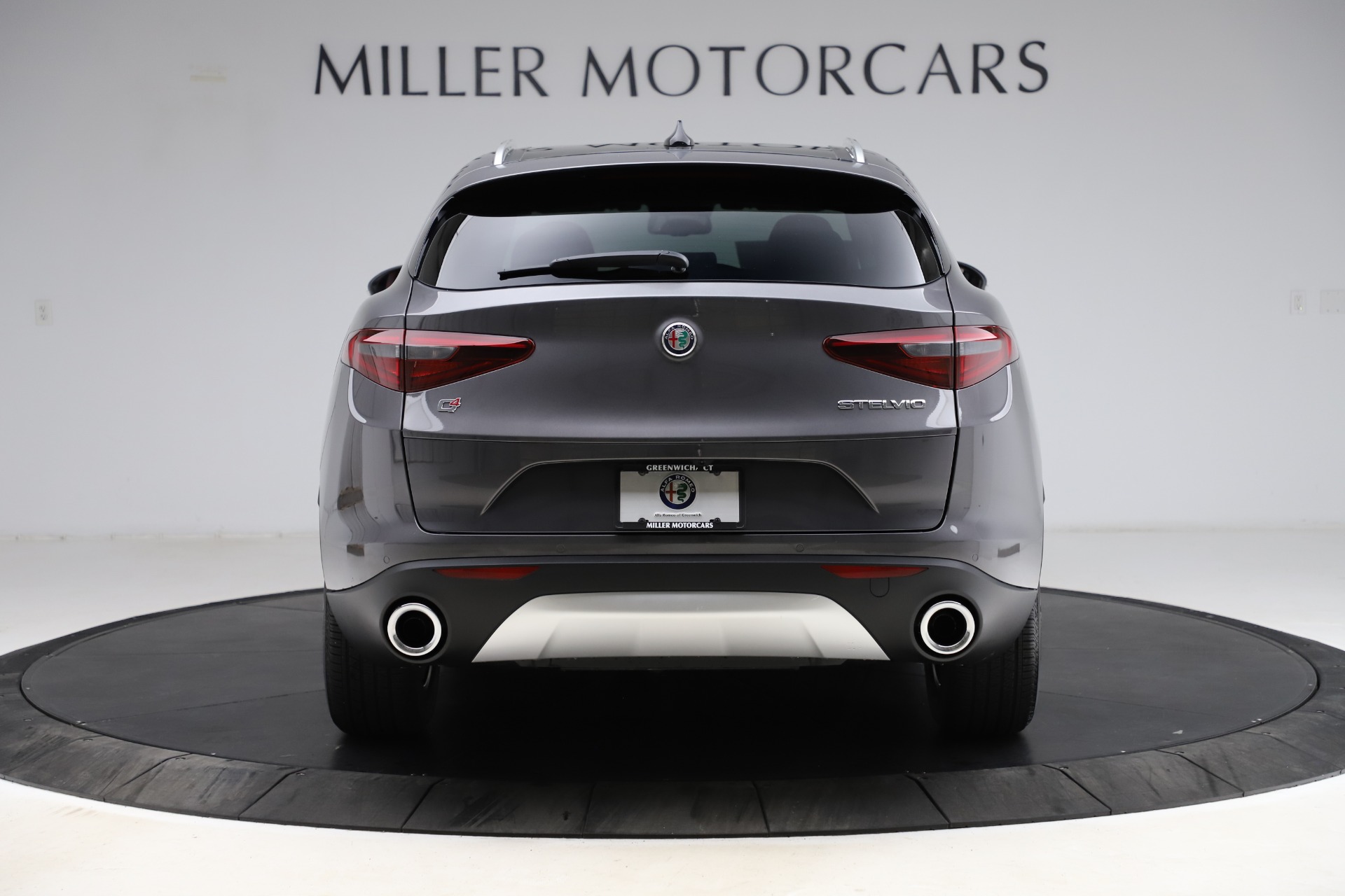 New 2021 Alfa Romeo Stelvio Q4 | St. Petersburg, FL