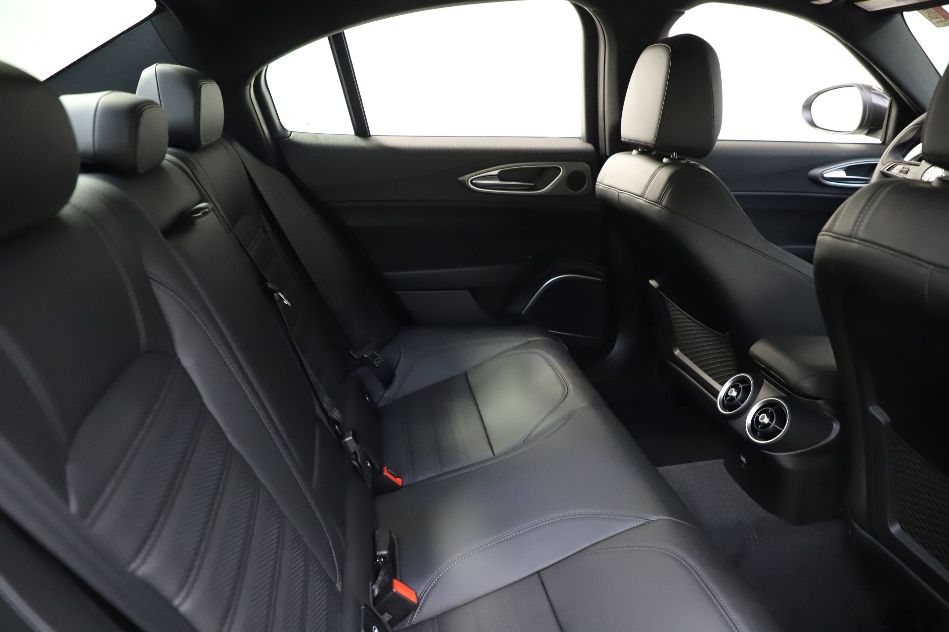 New 2021 Alfa Romeo Giulia Ti Sport | St. Petersburg, FL