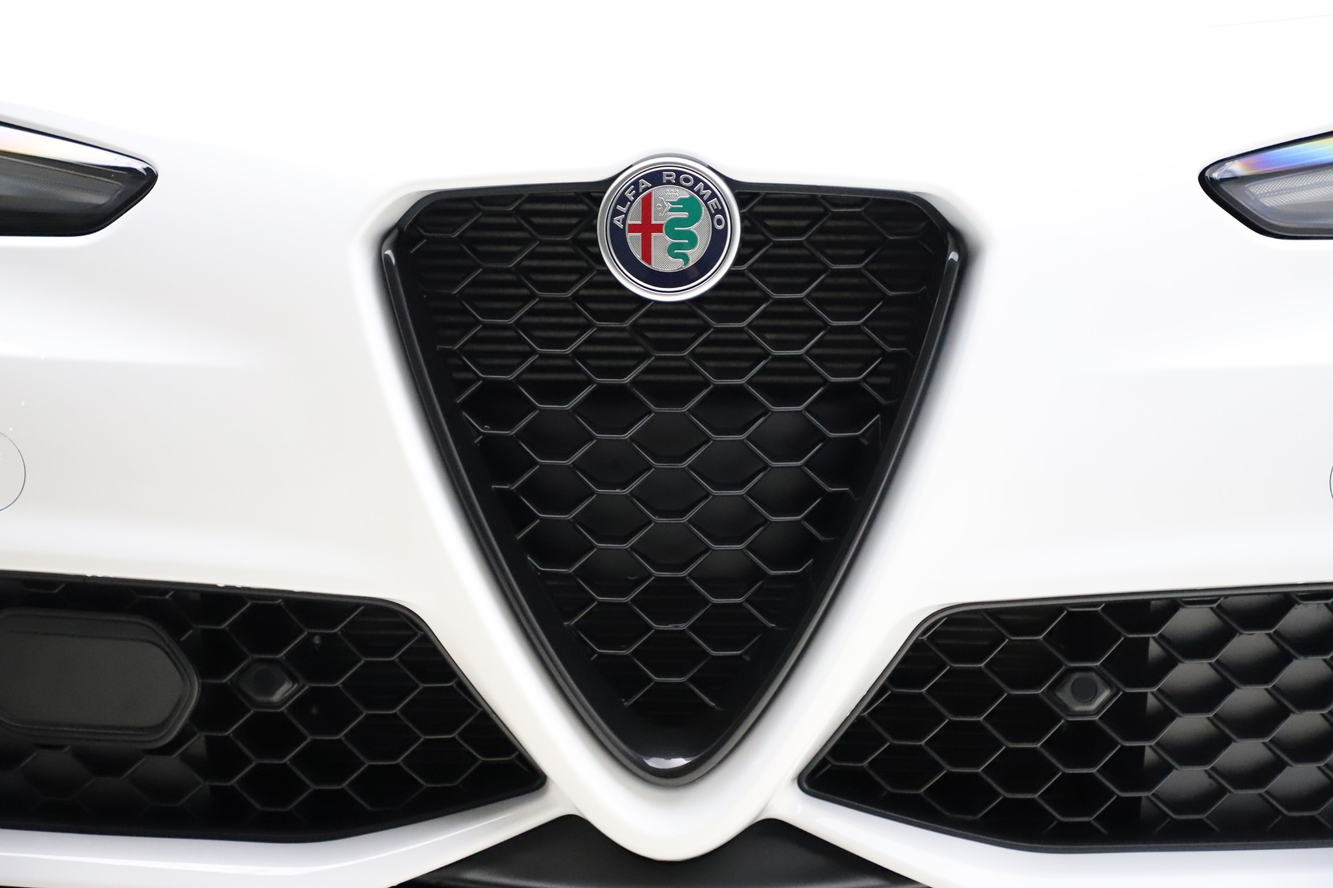 New 2021 Alfa Romeo Giulia Ti Sport | St. Petersburg, FL