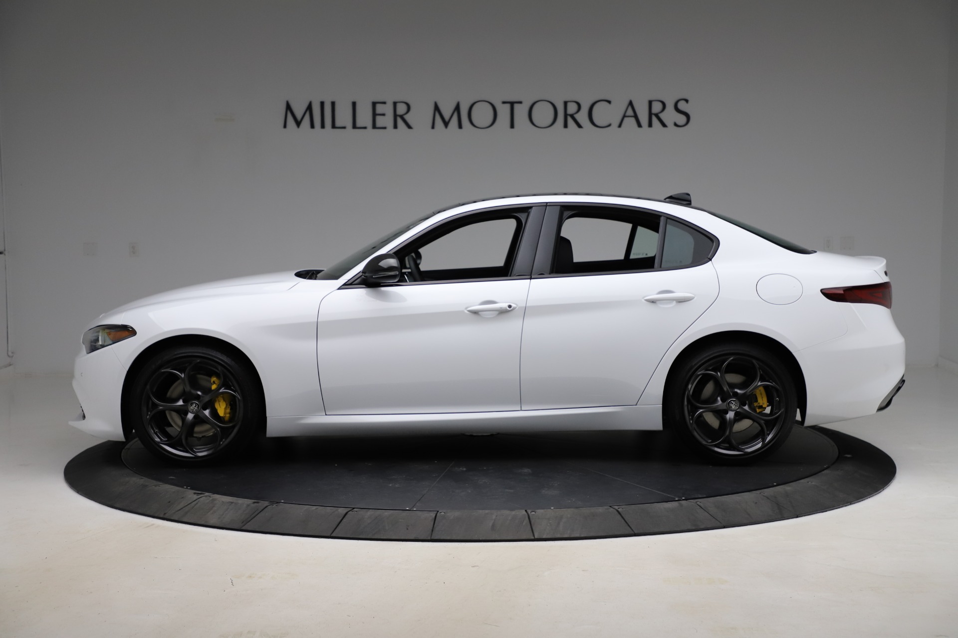 New 2021 Alfa Romeo Giulia Ti Sport | St. Petersburg, FL