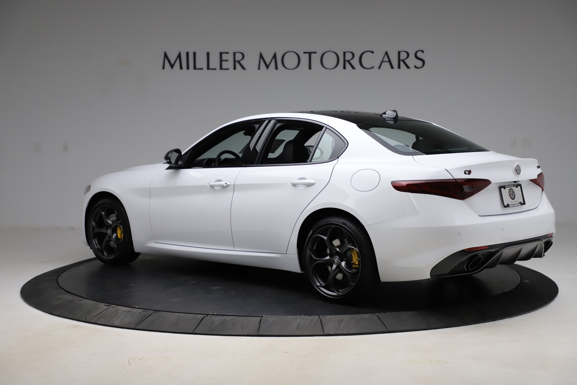 New 2021 Alfa Romeo Giulia Ti Sport | St. Petersburg, FL