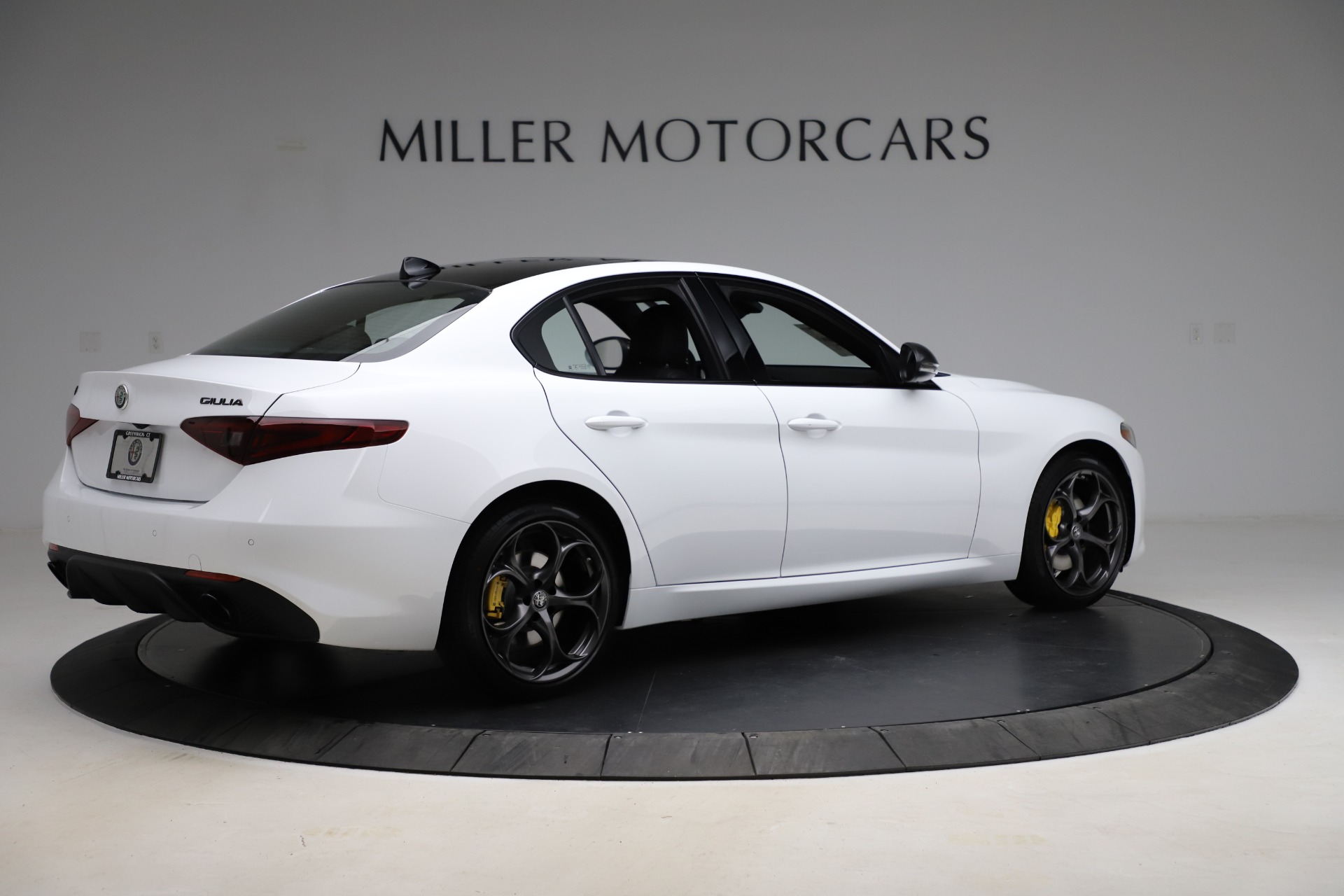 New 2021 Alfa Romeo Giulia Ti Sport | St. Petersburg, FL
