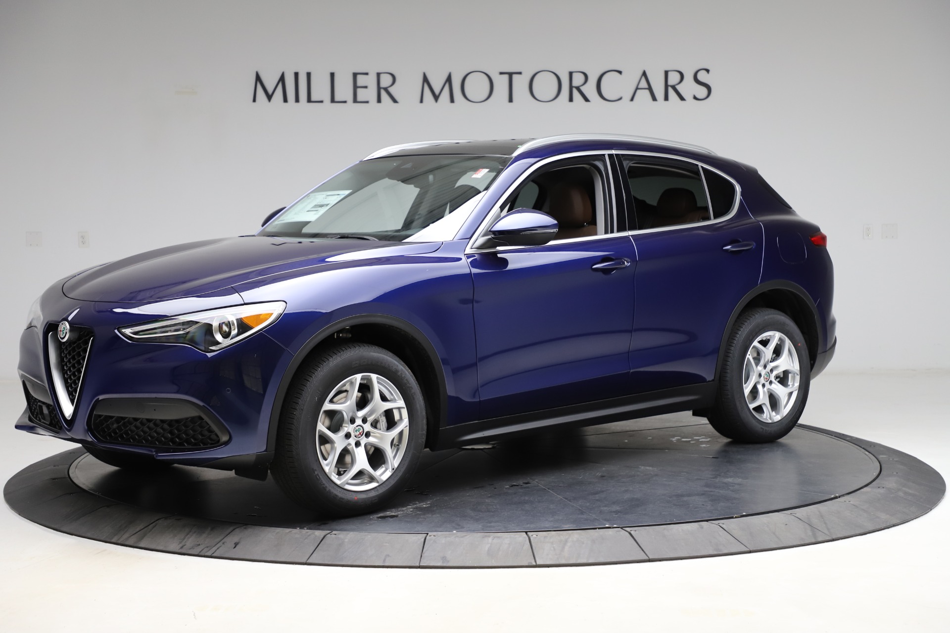 New 2021 Alfa Romeo Stelvio Q4 | St. Petersburg, FL