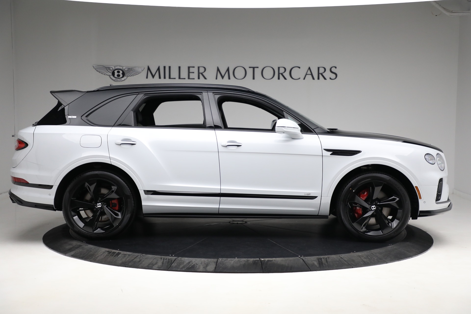 New 2021 Bentley Bentayga V8 First Edition | St. Petersburg, FL
