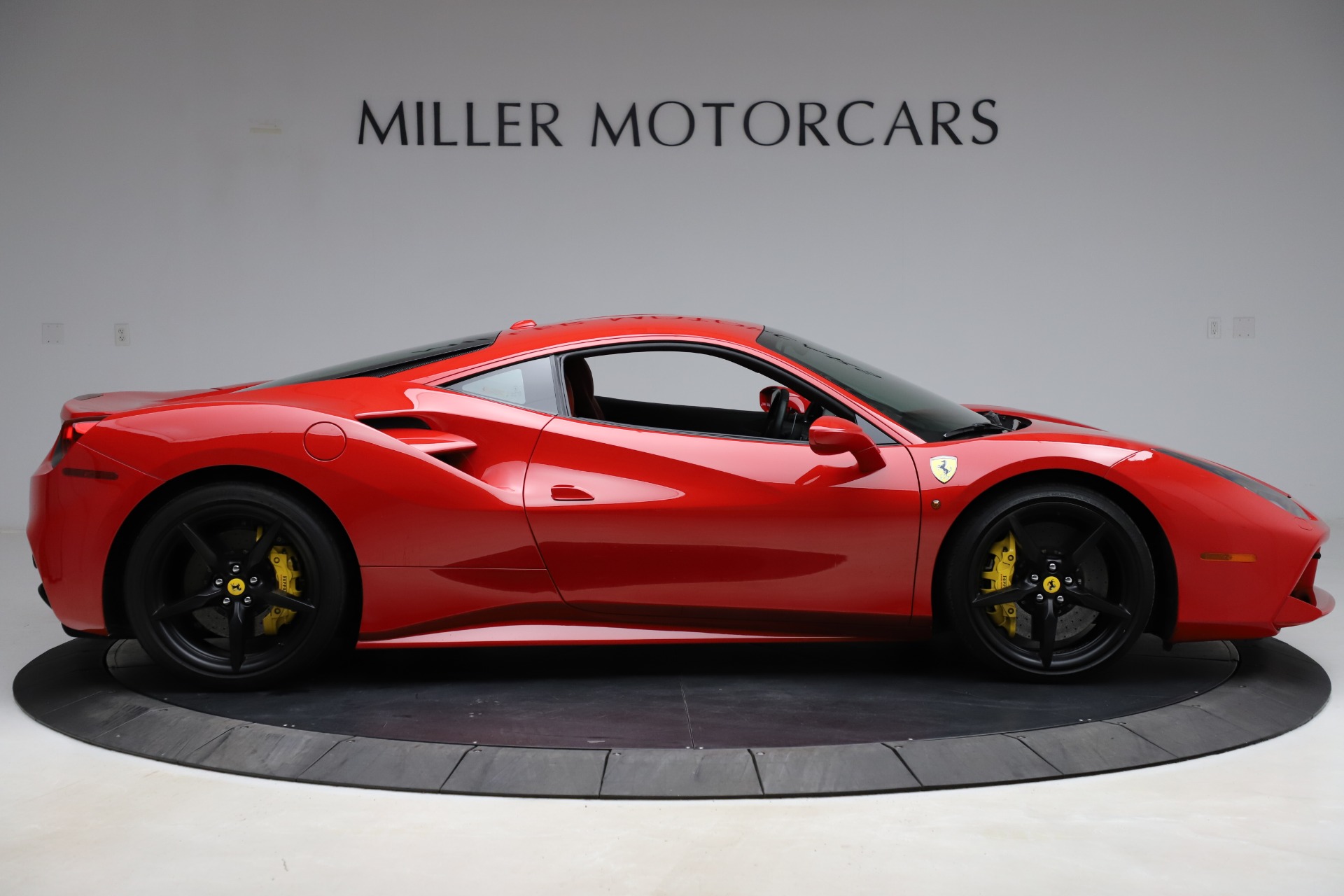 Used 2018 Ferrari 488 GTB | St. Petersburg, FL