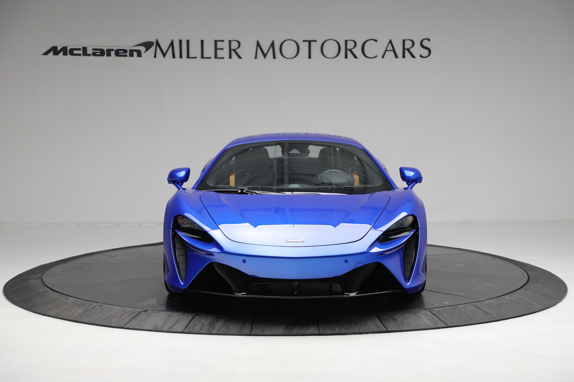 New 2023 McLaren Artura | St. Petersburg, FL