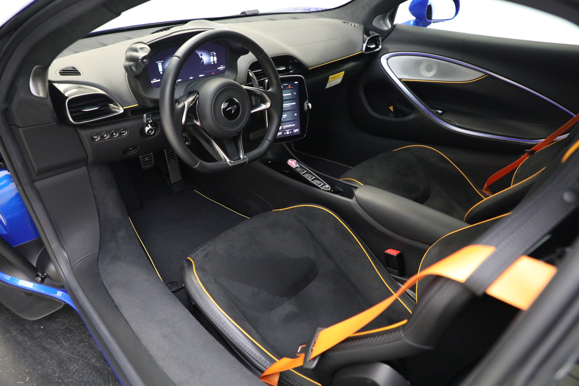 New 2023 McLaren Artura | St. Petersburg, FL