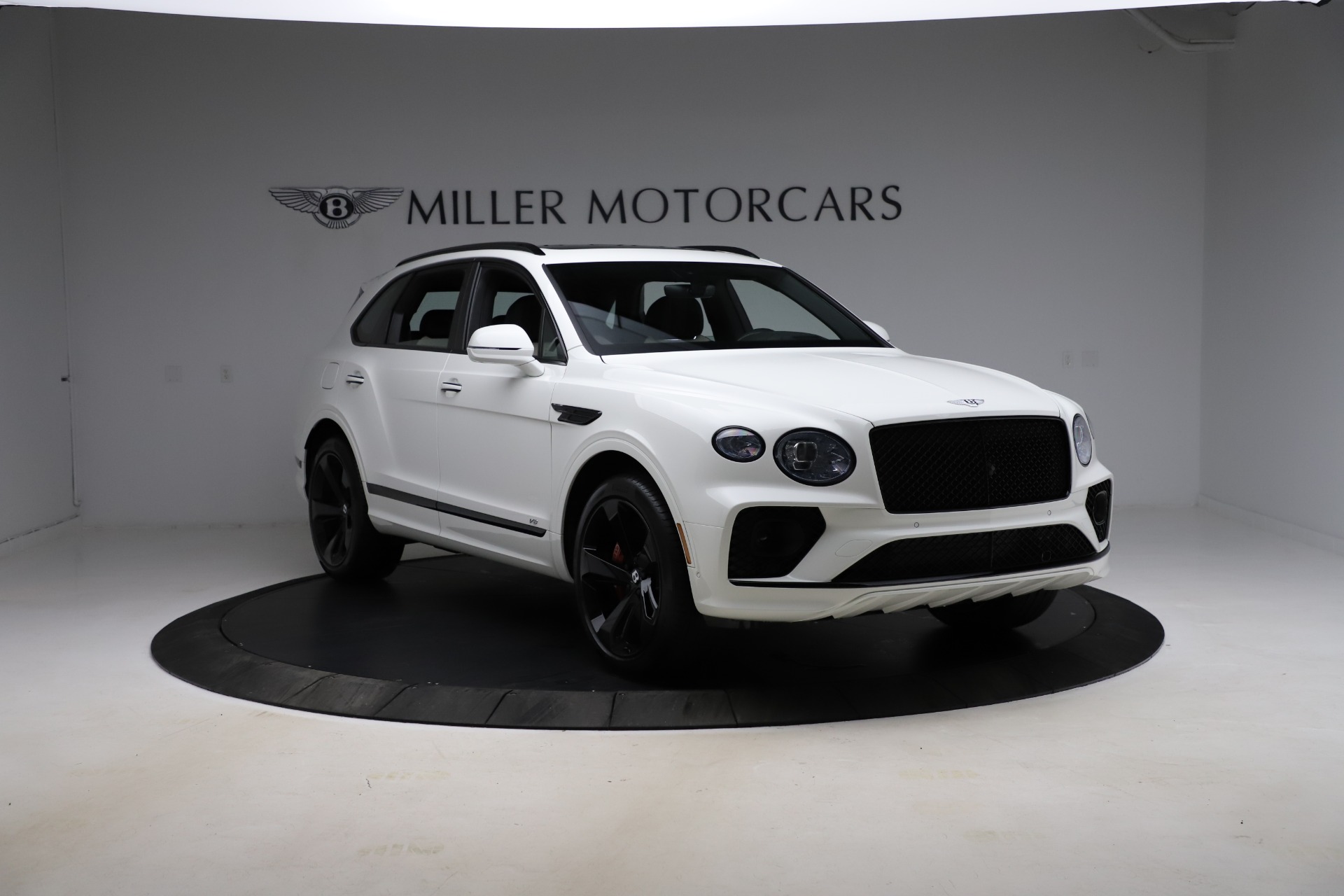 New 2021 Bentley Bentayga V8 | St. Petersburg, FL