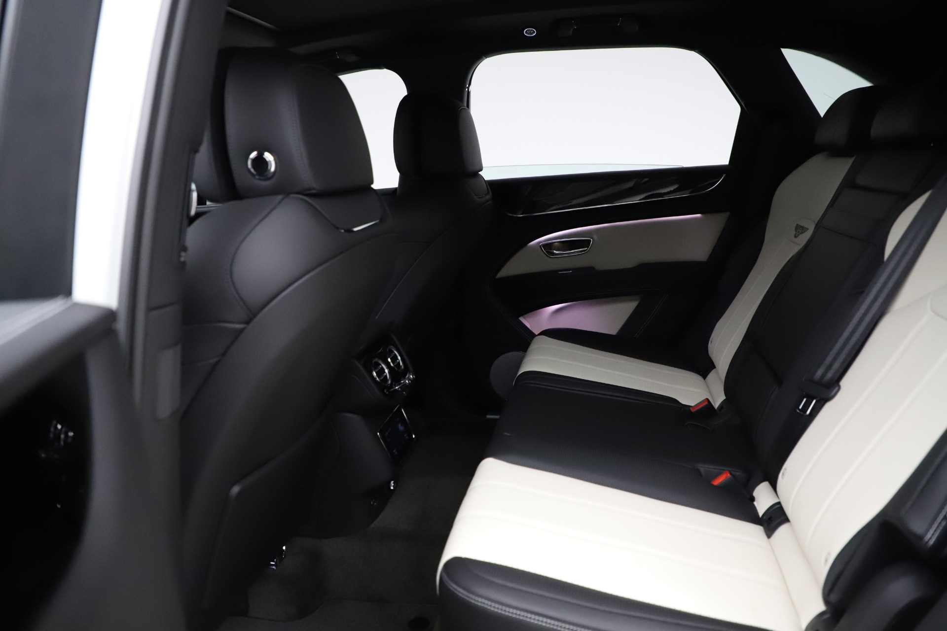 New 2021 Bentley Bentayga V8 | St. Petersburg, FL