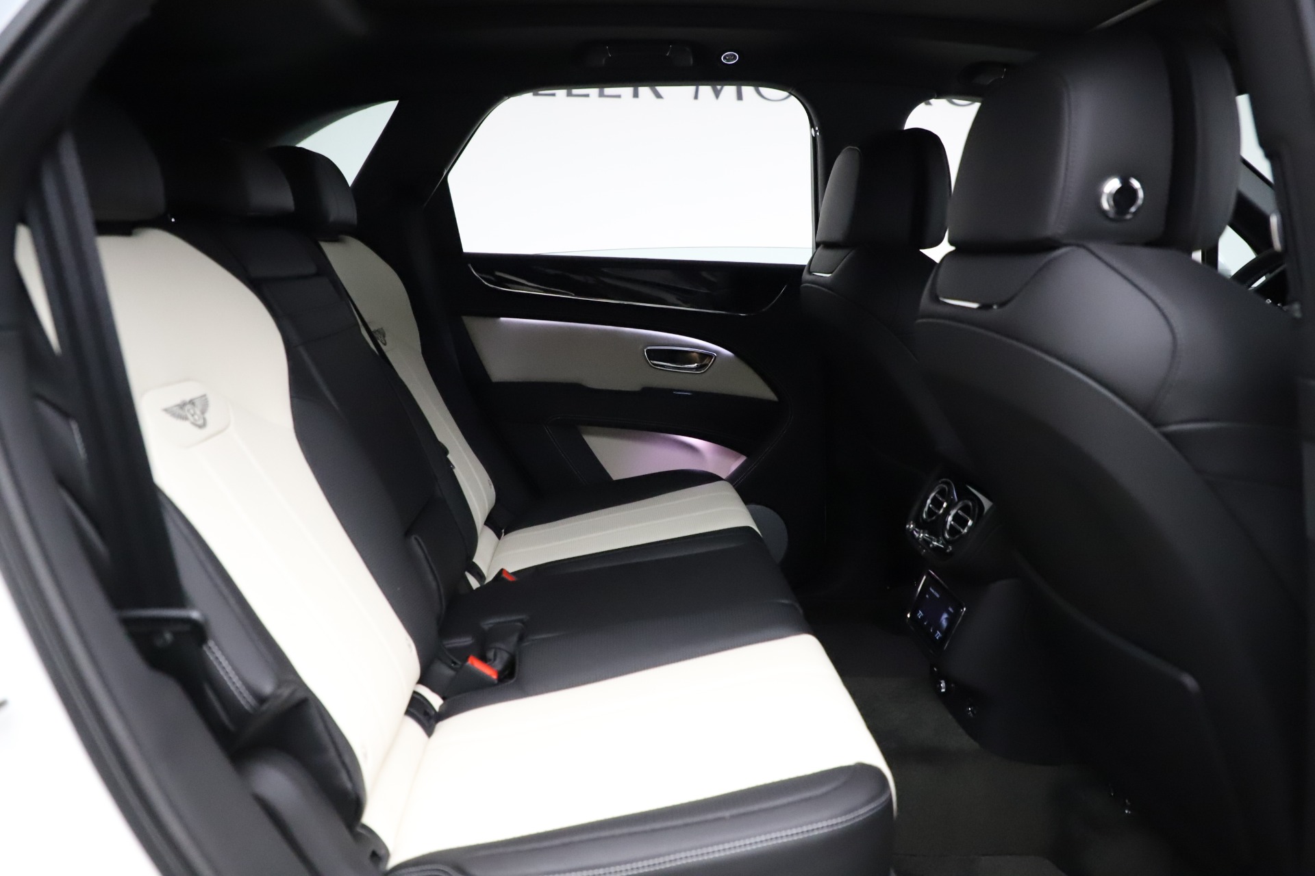 New 2021 Bentley Bentayga V8 | St. Petersburg, FL