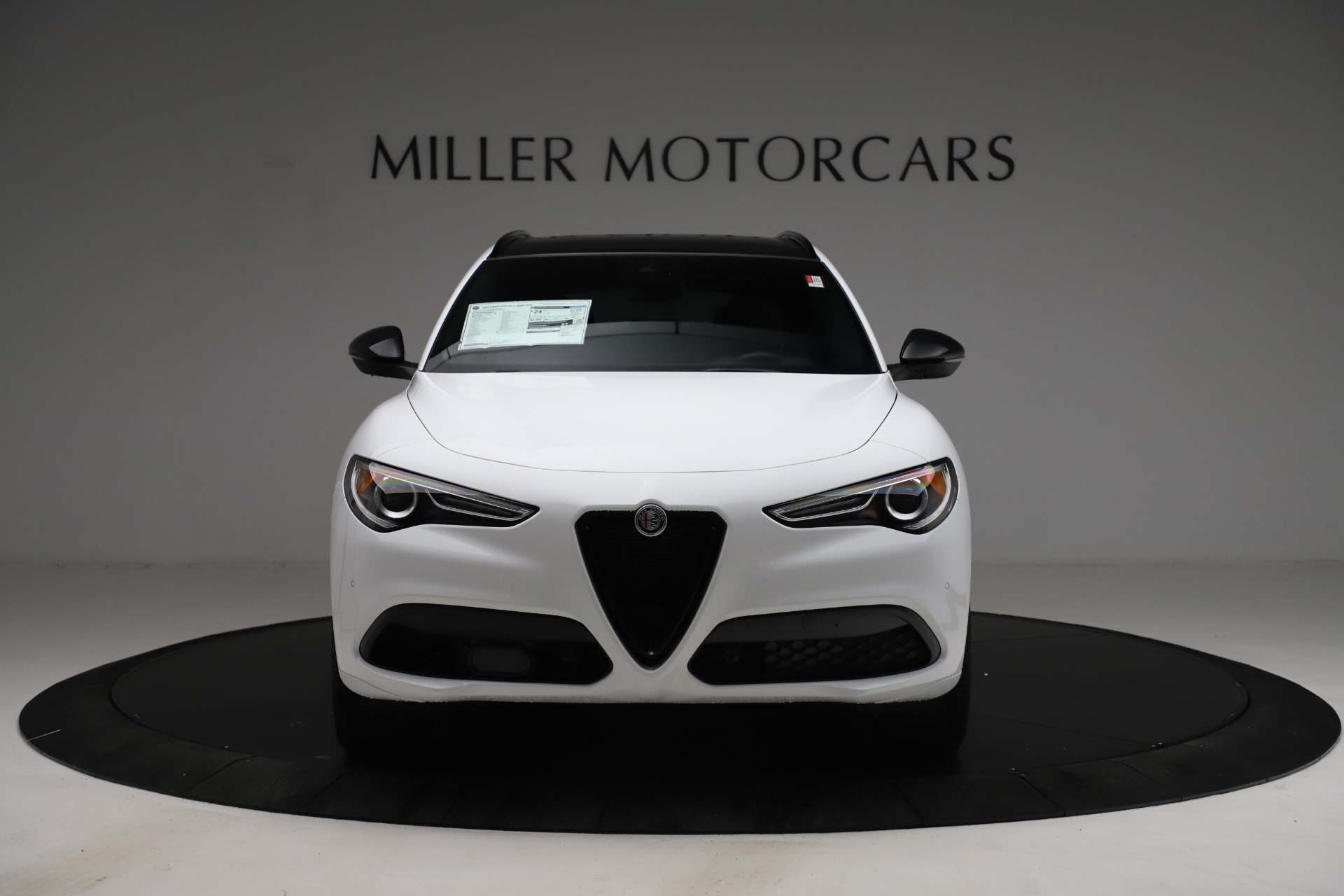 New 2021 Alfa Romeo Stelvio Ti Sport Q4 | St. Petersburg, FL
