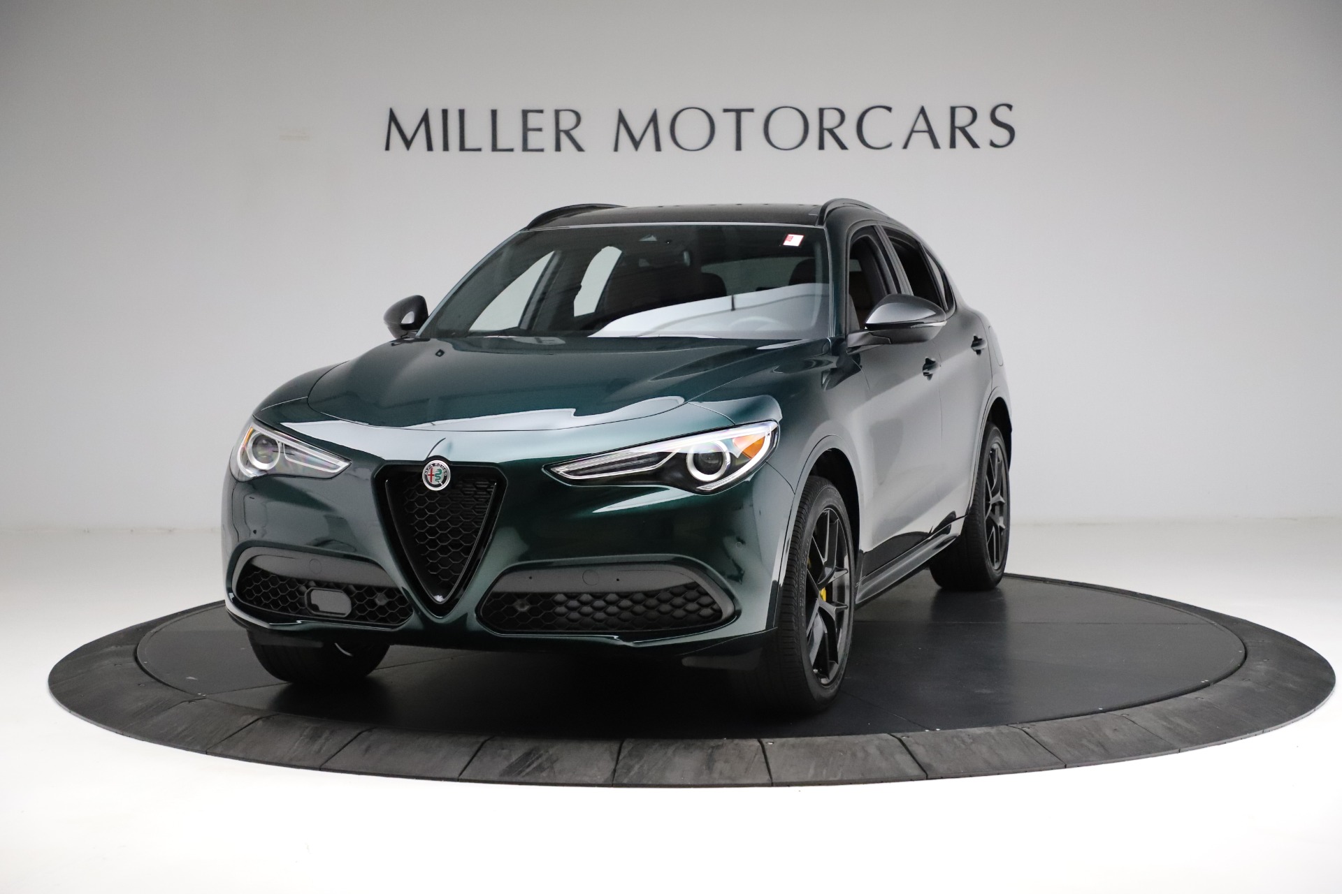 New 2021 Alfa Romeo Stelvio Ti Sport Q4 | St. Petersburg, FL