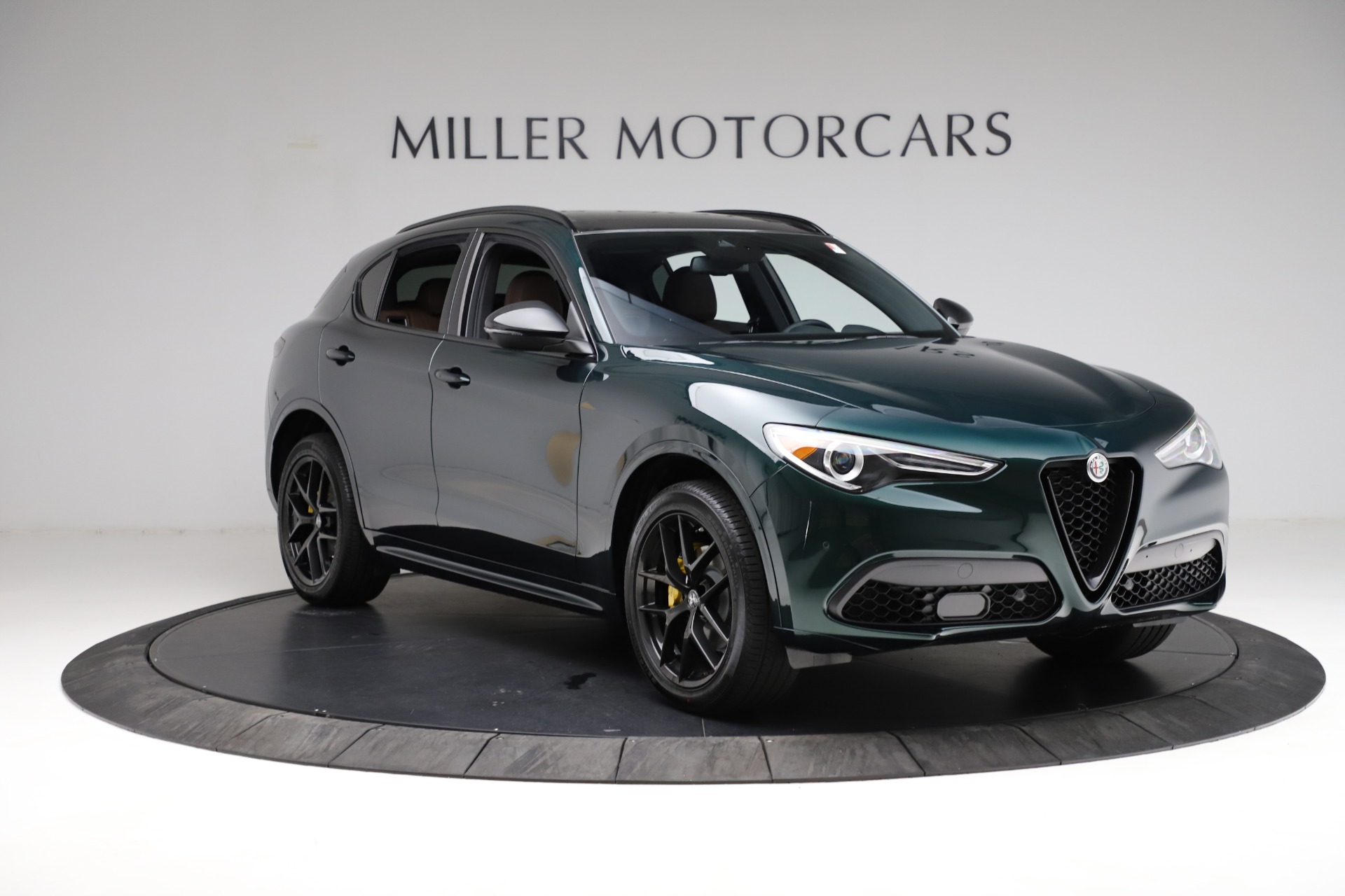 New 2021 Alfa Romeo Stelvio Ti Sport Q4 | St. Petersburg, FL