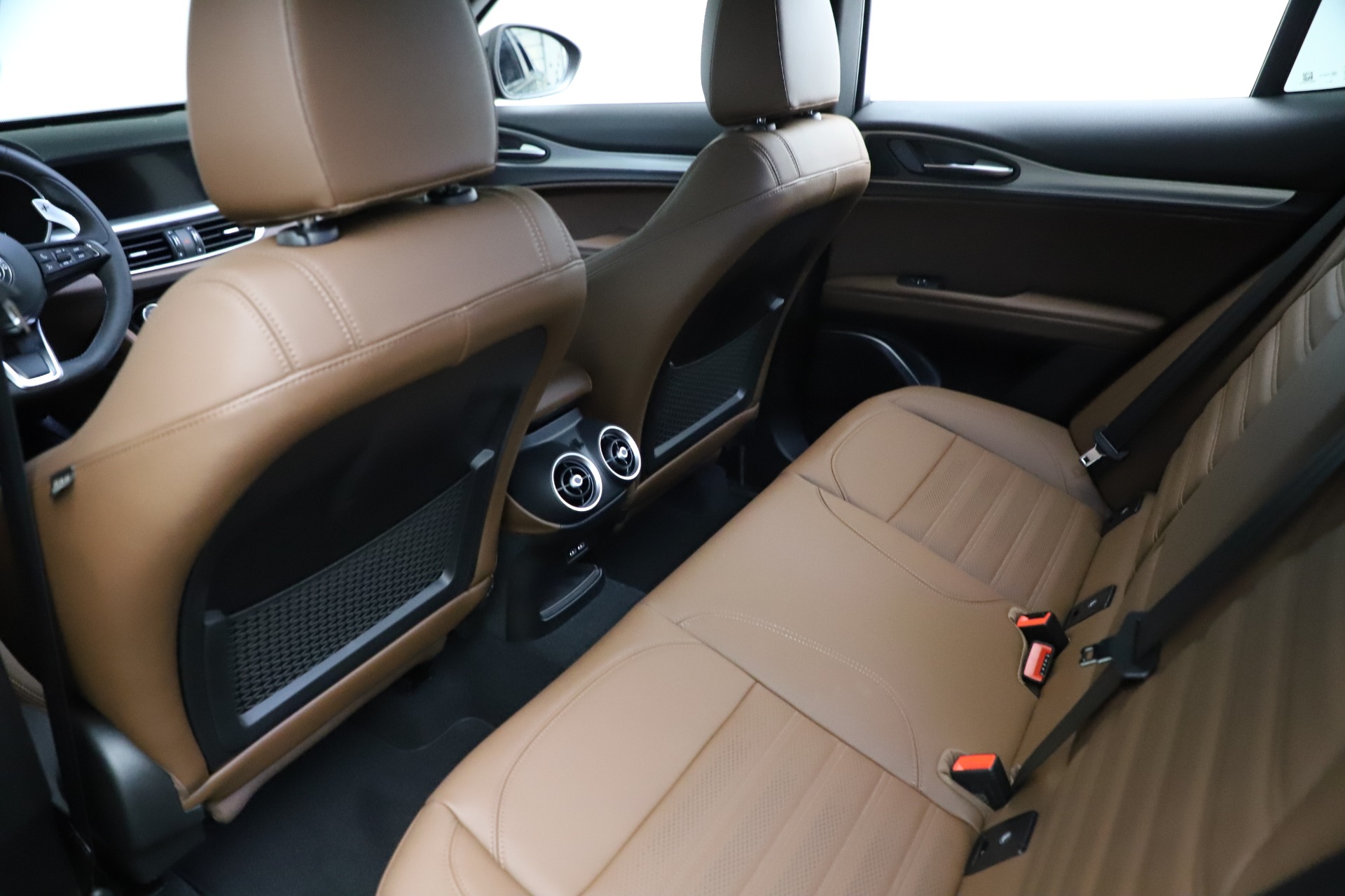 New 2021 Alfa Romeo Stelvio Ti Sport Q4 | St. Petersburg, FL