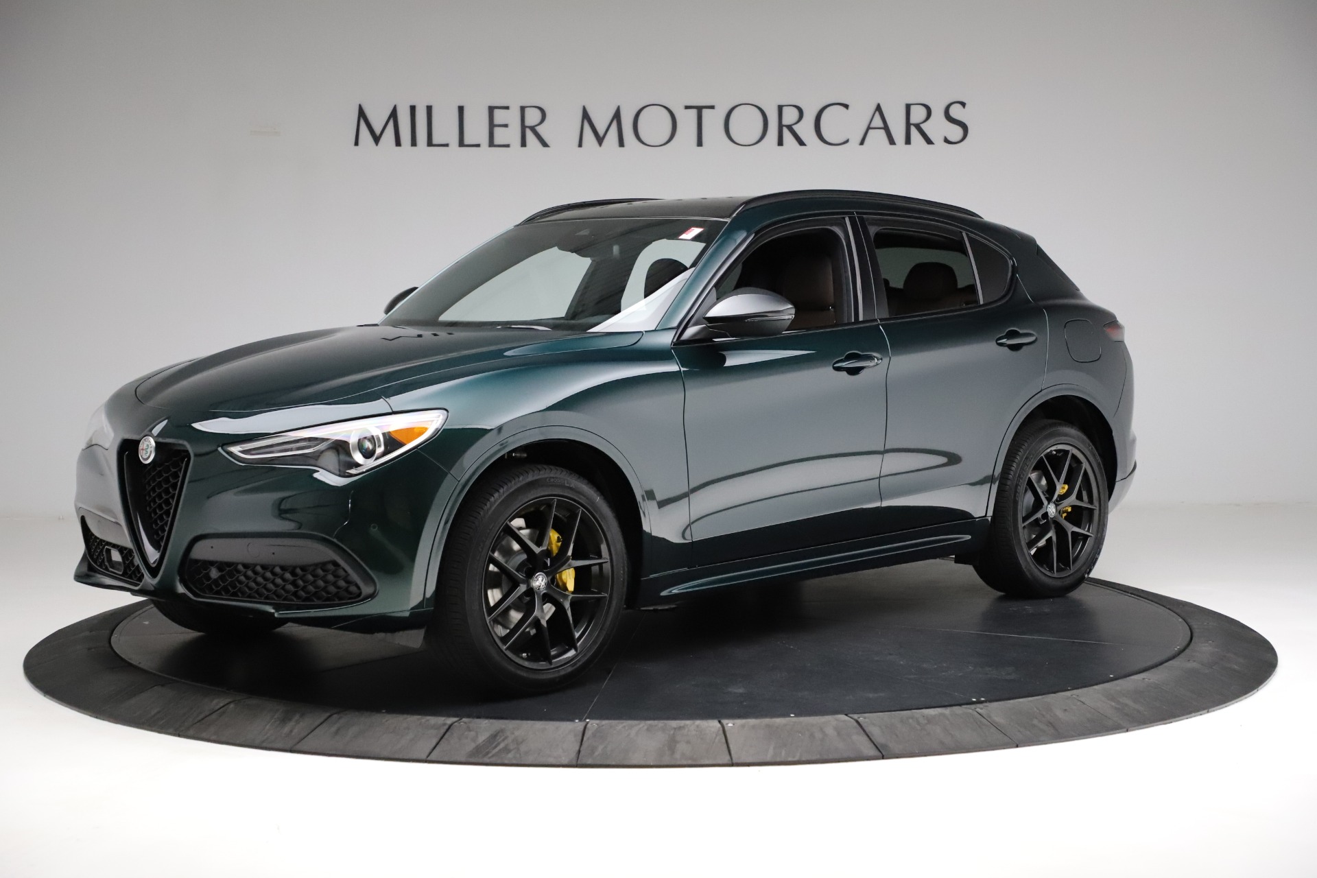 New 2021 Alfa Romeo Stelvio Ti Sport Q4 | St. Petersburg, FL