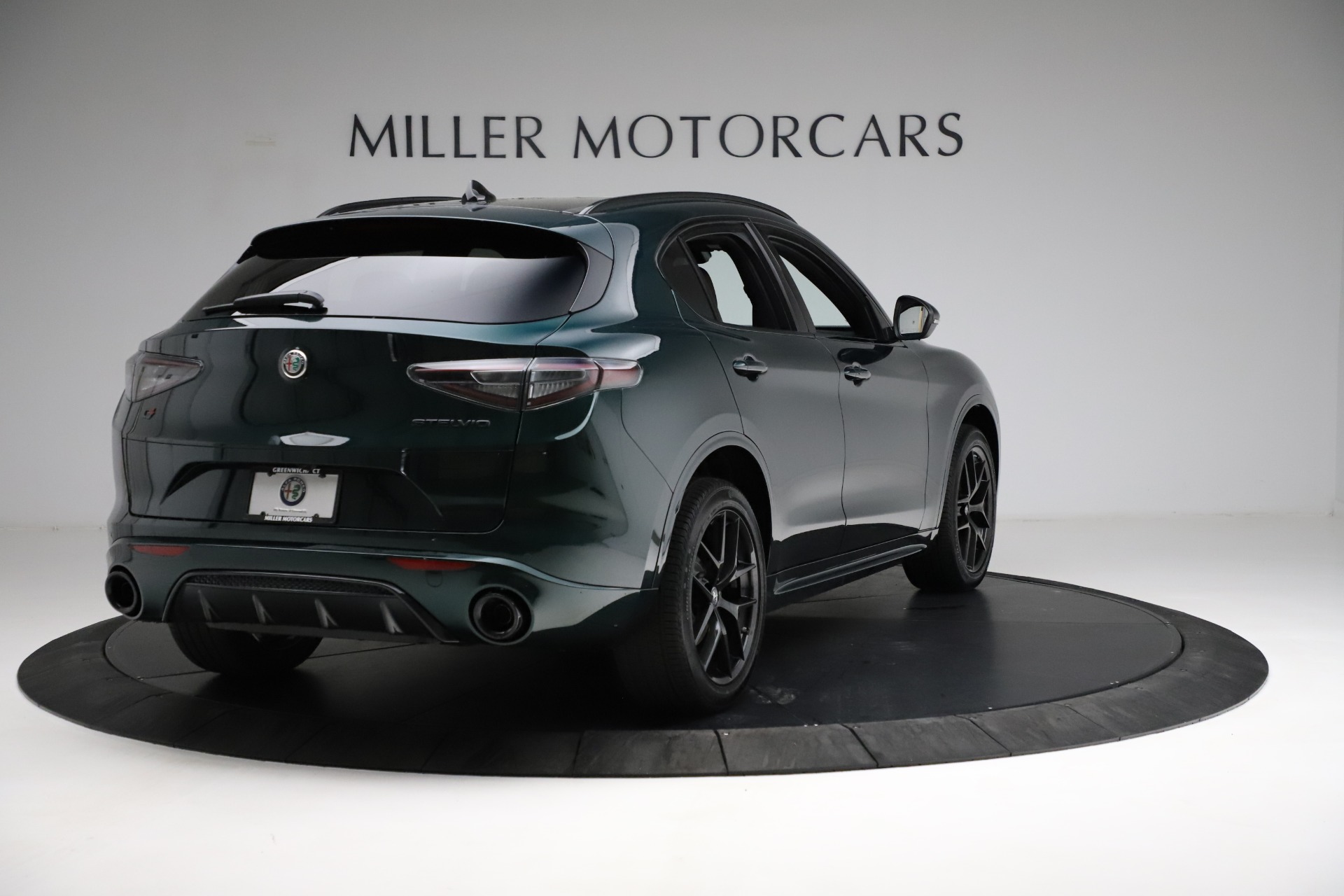 New 2021 Alfa Romeo Stelvio Ti Sport Q4 | St. Petersburg, FL