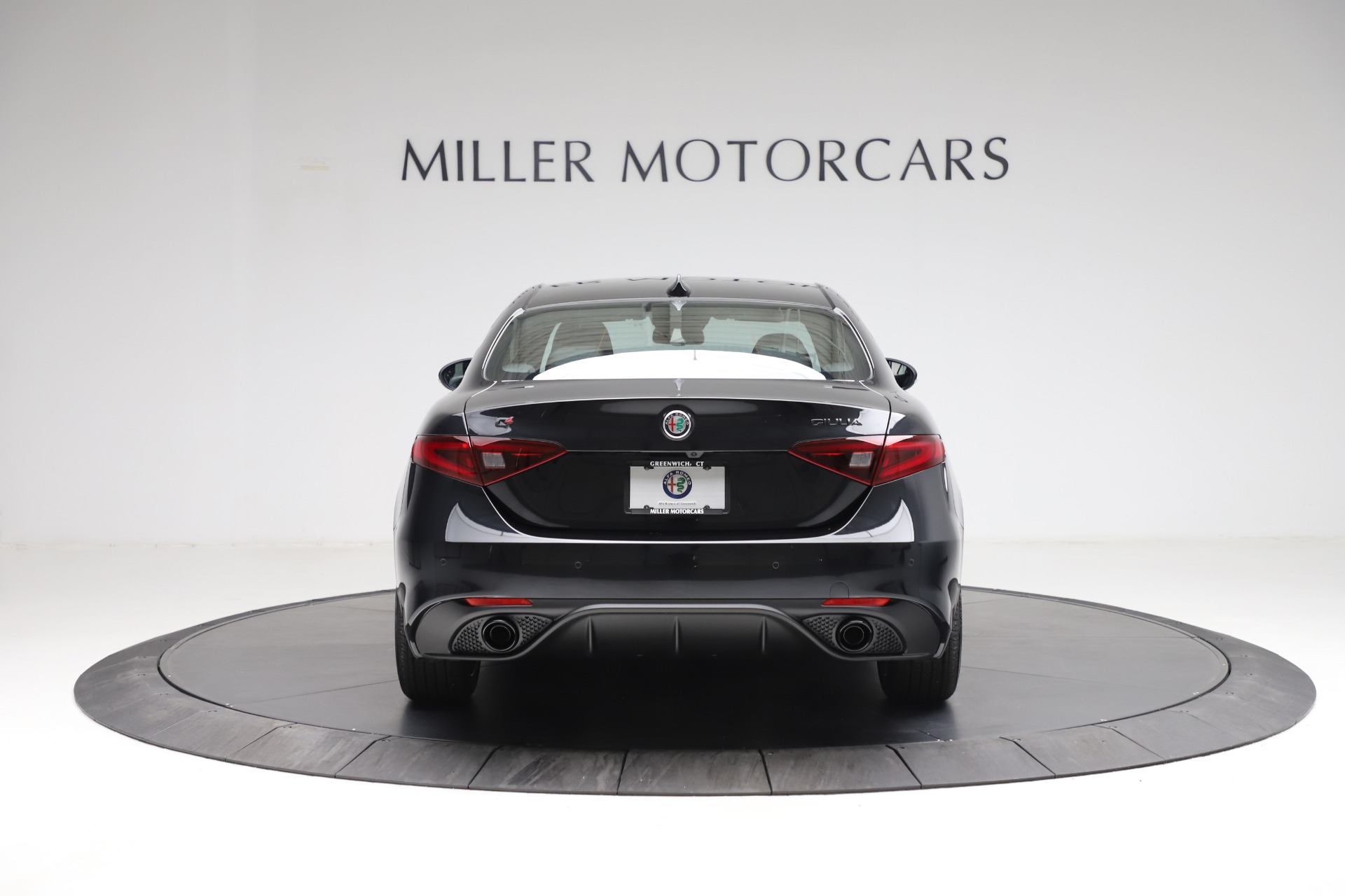 New 2021 Alfa Romeo Giulia Ti Sport Q4 | St. Petersburg, FL