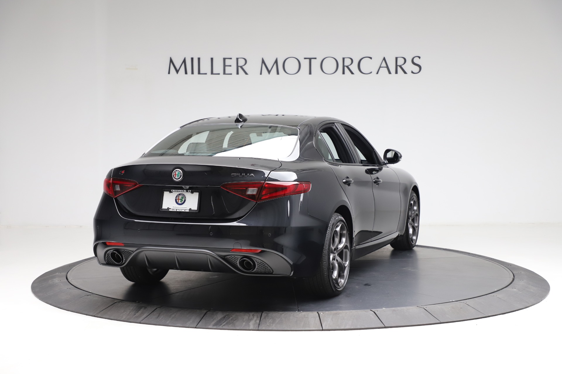 New 2021 Alfa Romeo Giulia Ti Sport Q4 | St. Petersburg, FL