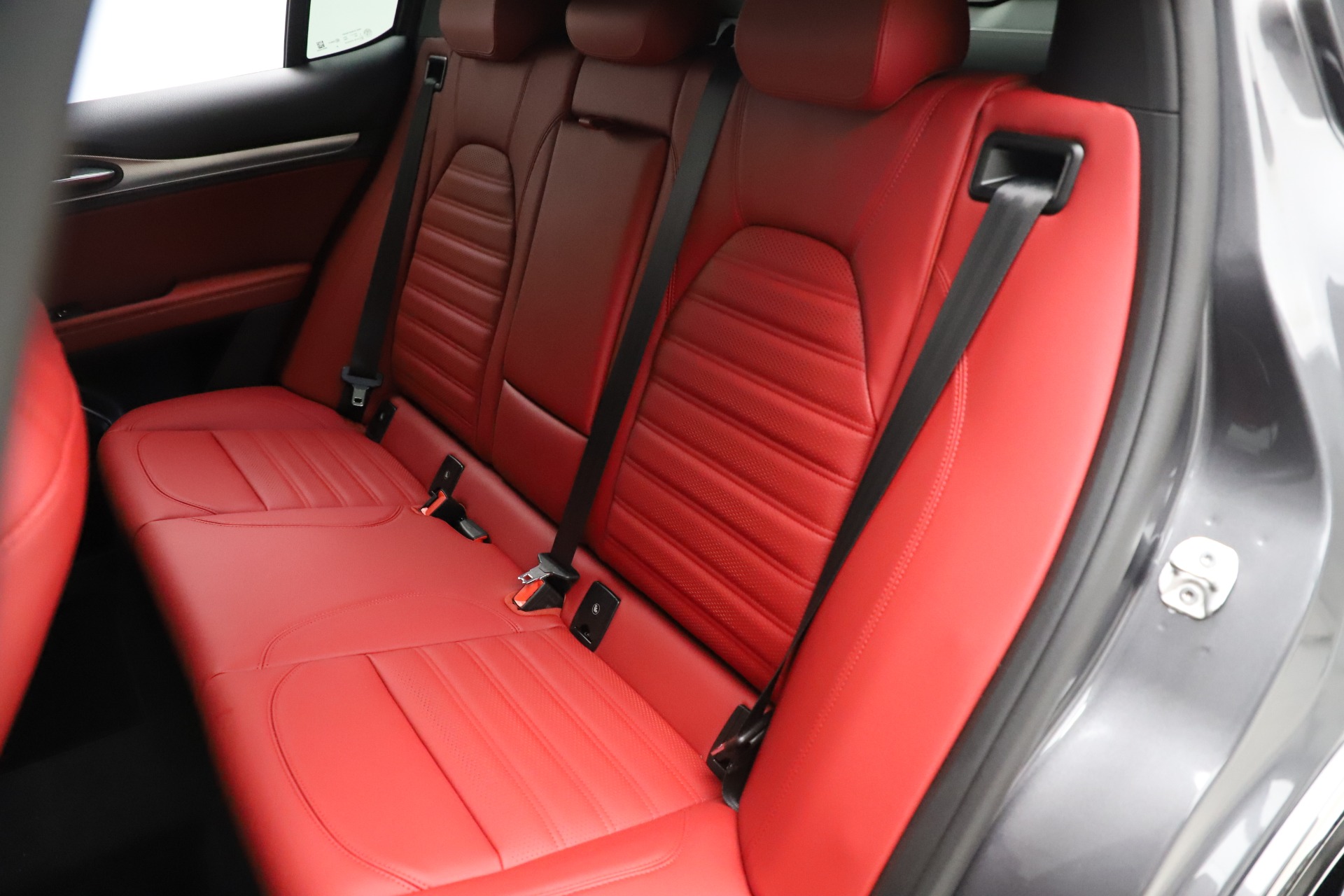 New 2021 Alfa Romeo Stelvio Ti Sport Q4 | St. Petersburg, FL
