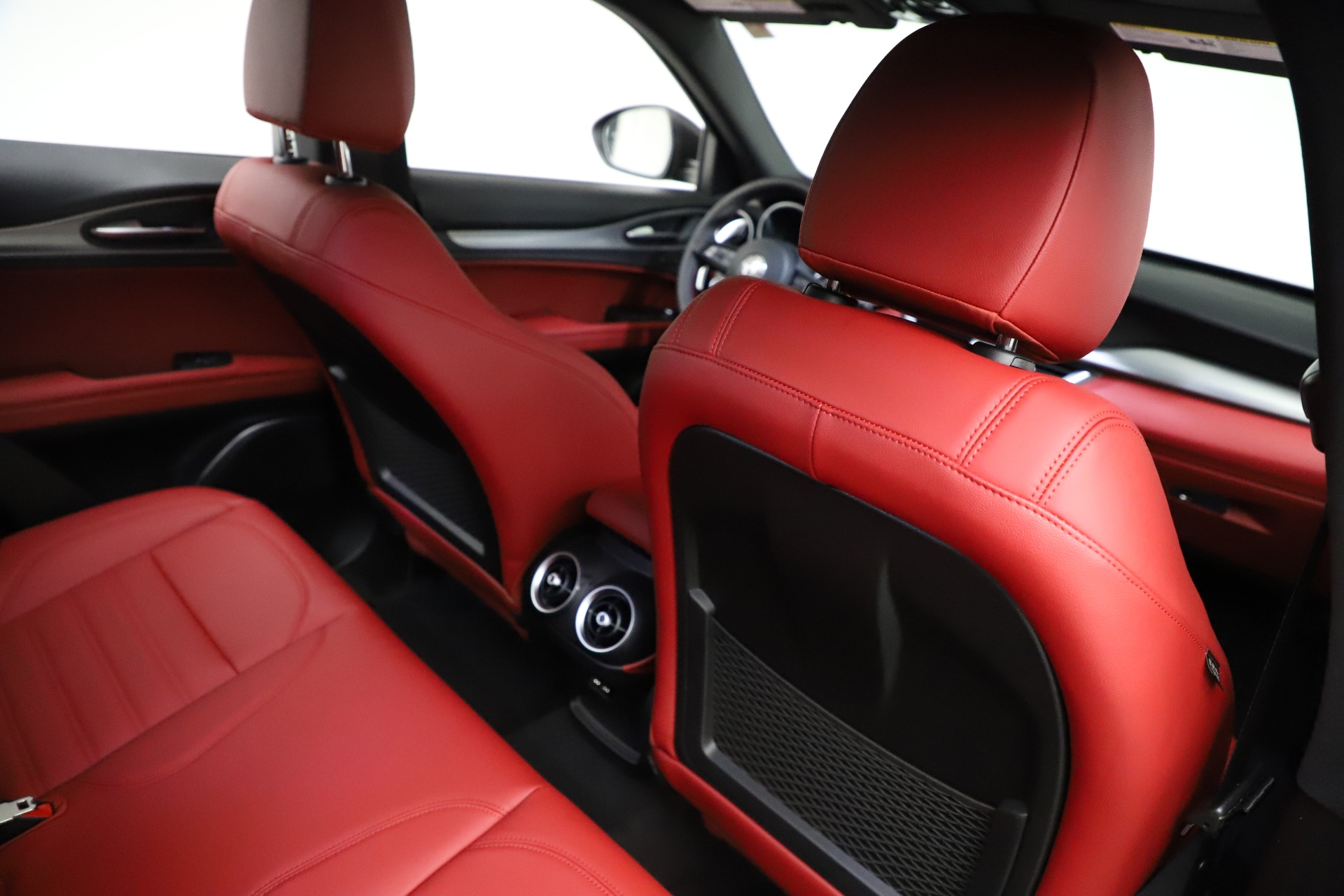 New 2021 Alfa Romeo Stelvio Ti Sport Q4 | St. Petersburg, FL