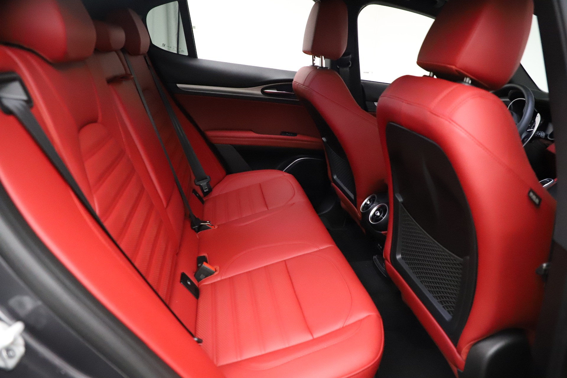 New 2021 Alfa Romeo Stelvio Ti Sport Q4 | St. Petersburg, FL