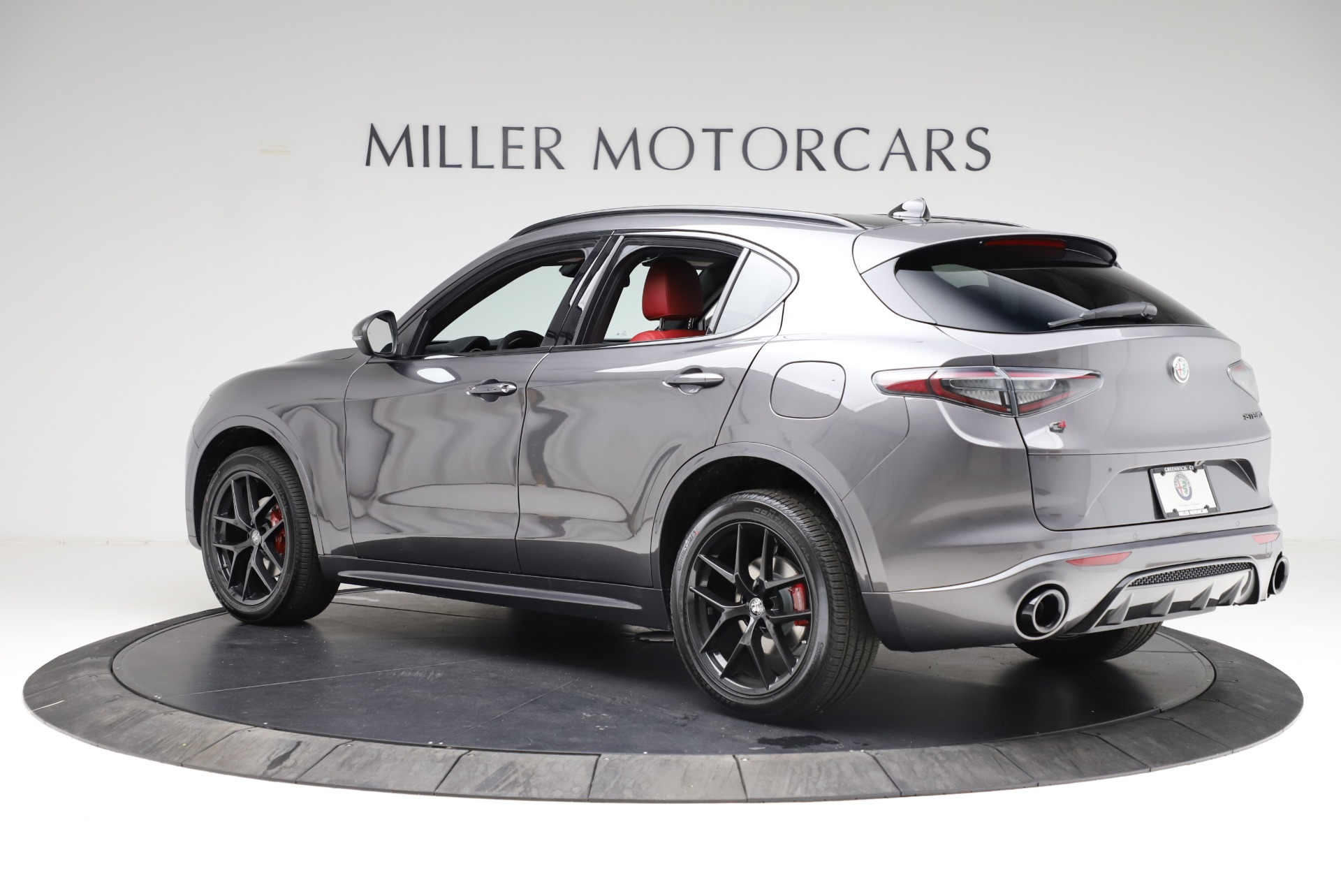 New 2021 Alfa Romeo Stelvio Ti Sport Q4 | St. Petersburg, FL