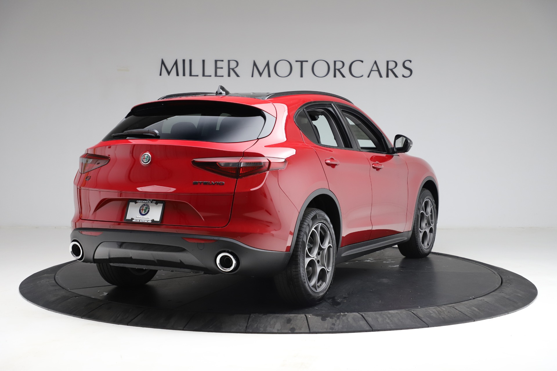 New 2021 Alfa Romeo Stelvio Q4 | St. Petersburg, FL