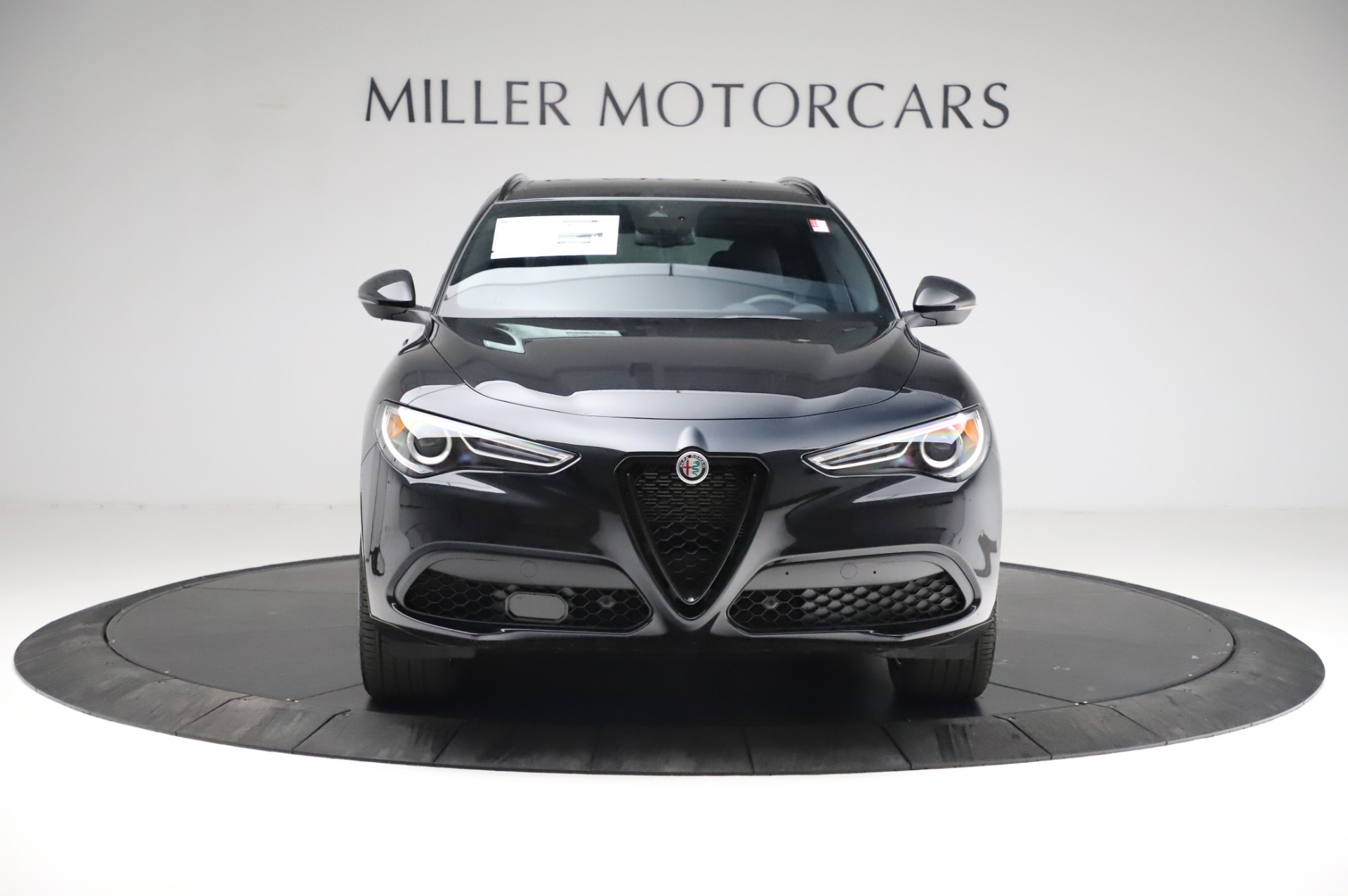 New 2021 Alfa Romeo Stelvio Ti Sport Q4 | St. Petersburg, FL