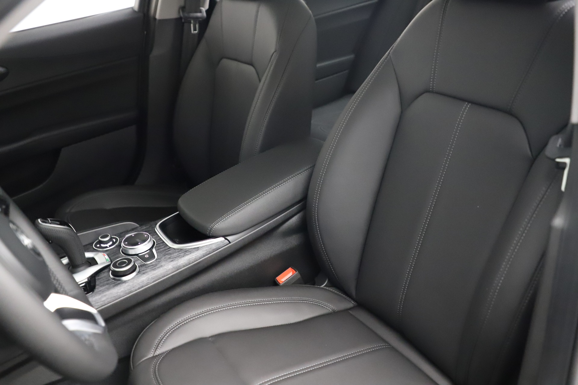 New 2021 Alfa Romeo Giulia Q4 | St. Petersburg, FL