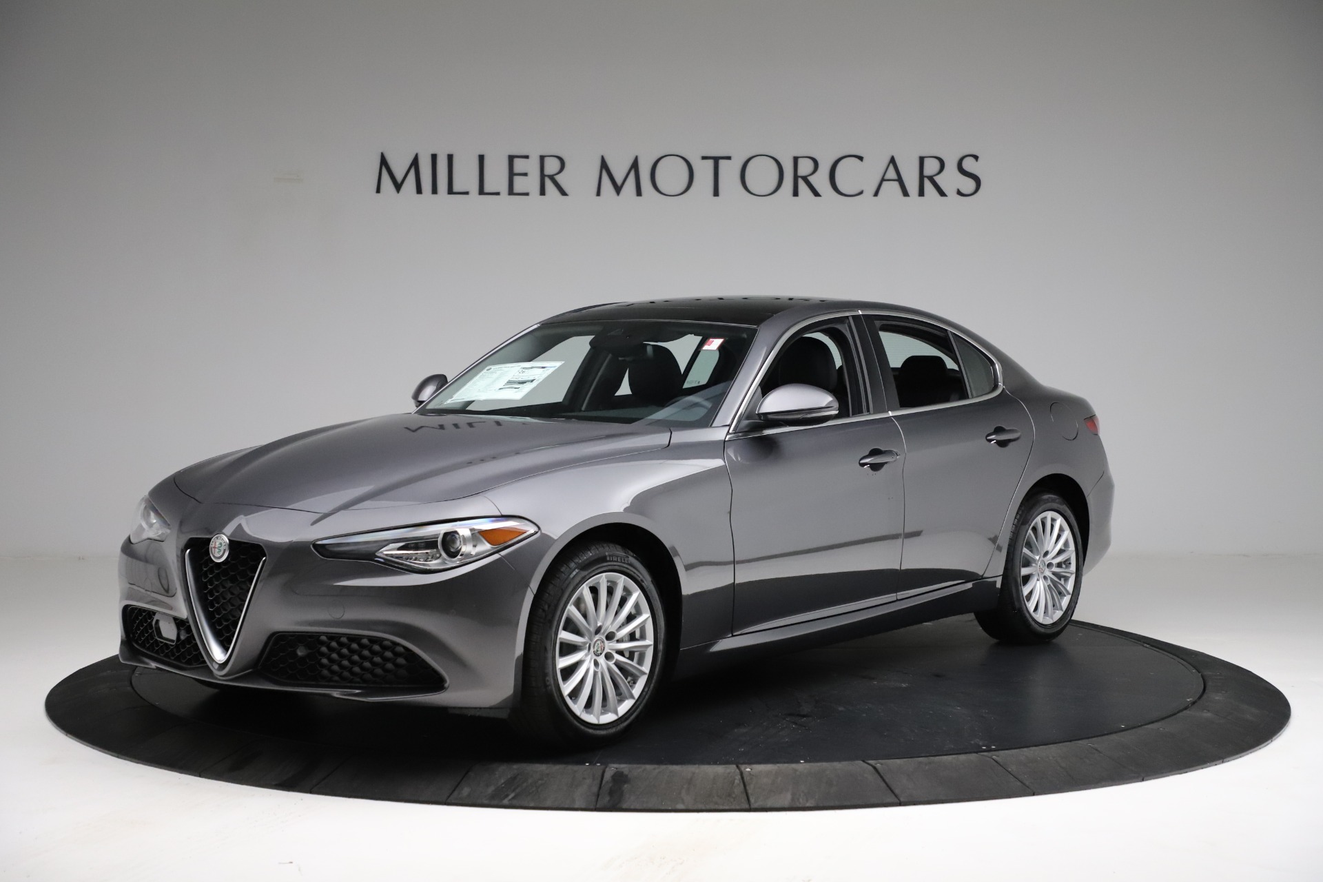 New 2021 Alfa Romeo Giulia Q4 | St. Petersburg, FL
