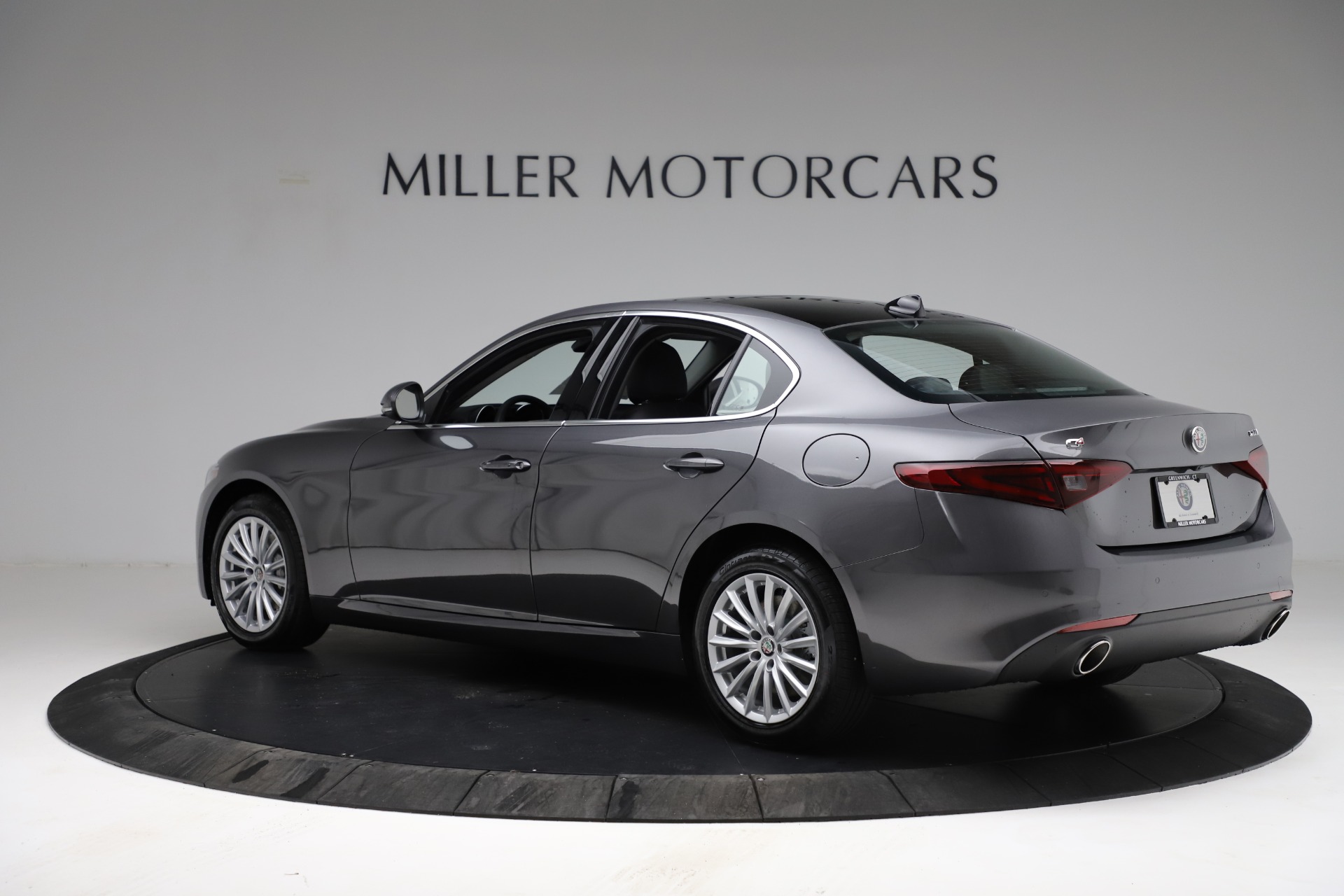 New 2021 Alfa Romeo Giulia Q4 | St. Petersburg, FL